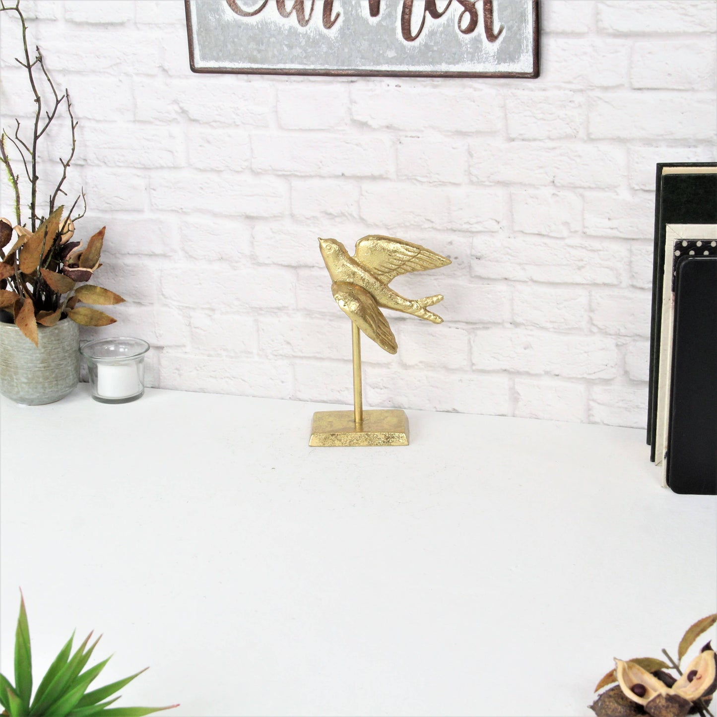 Flying Swallow Decor