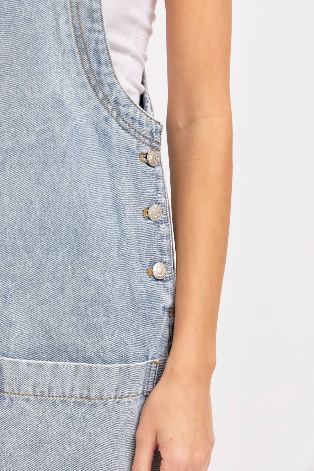 90's Babe Shortall Light Wash