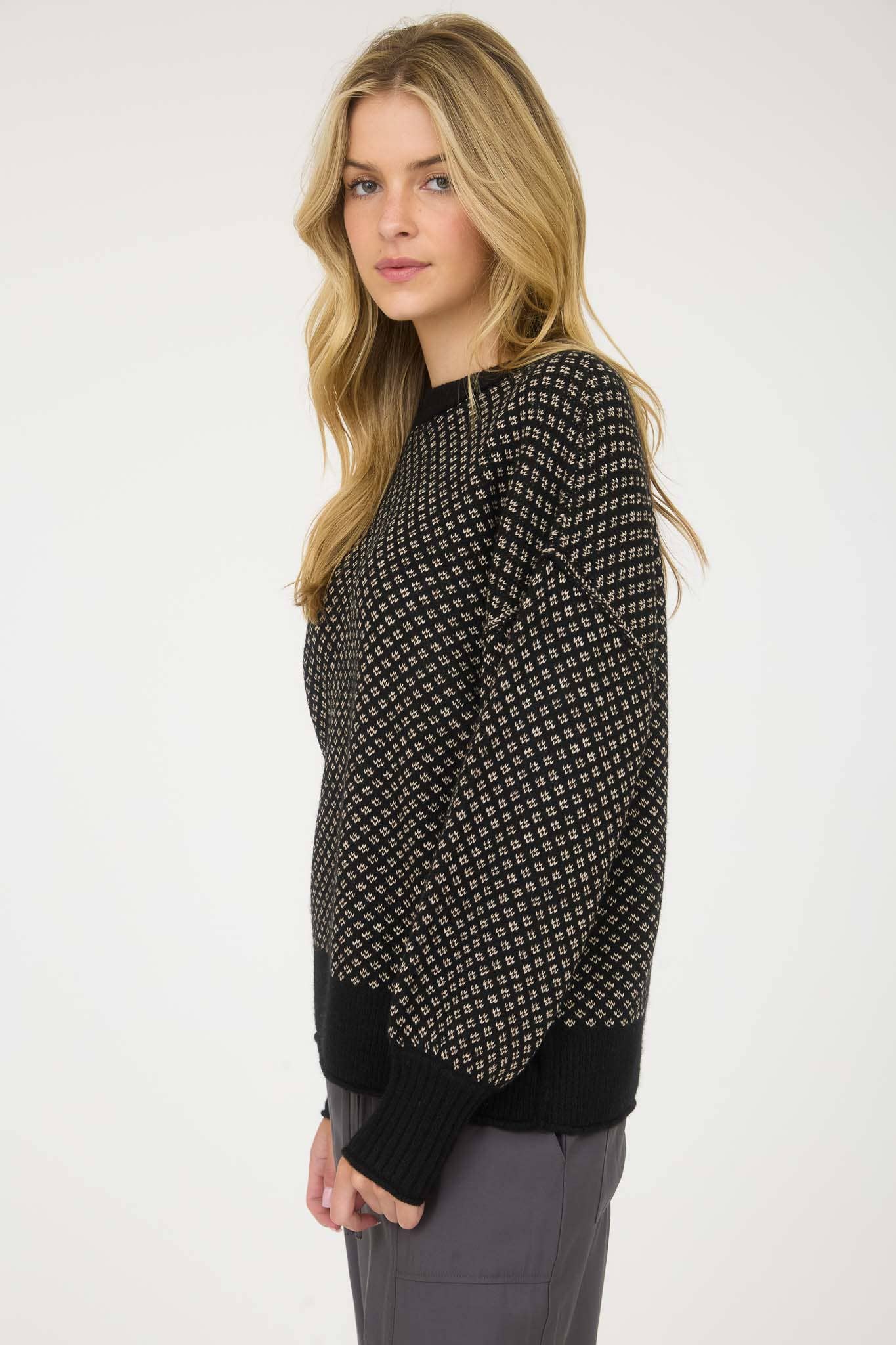 Jacqui Longsleeve Pullover