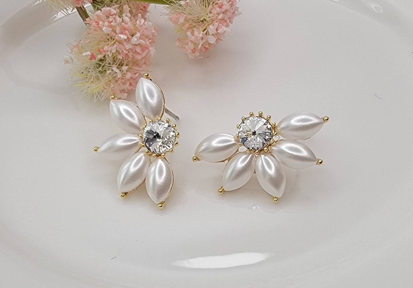 Hypoallergenic Silver Post Swarovski Stone, Faux Pearl