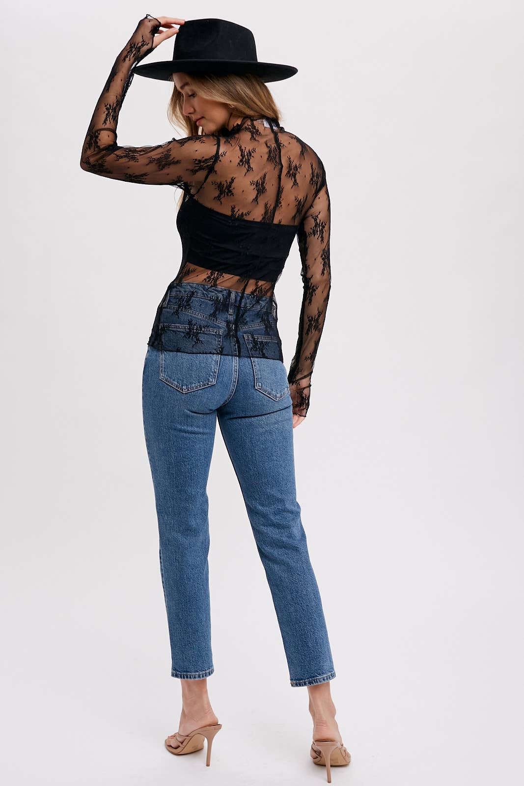 Meshing Around Top