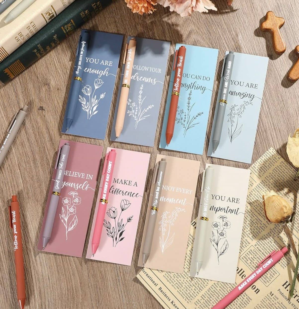 Inspirational theme bookmark and pen set