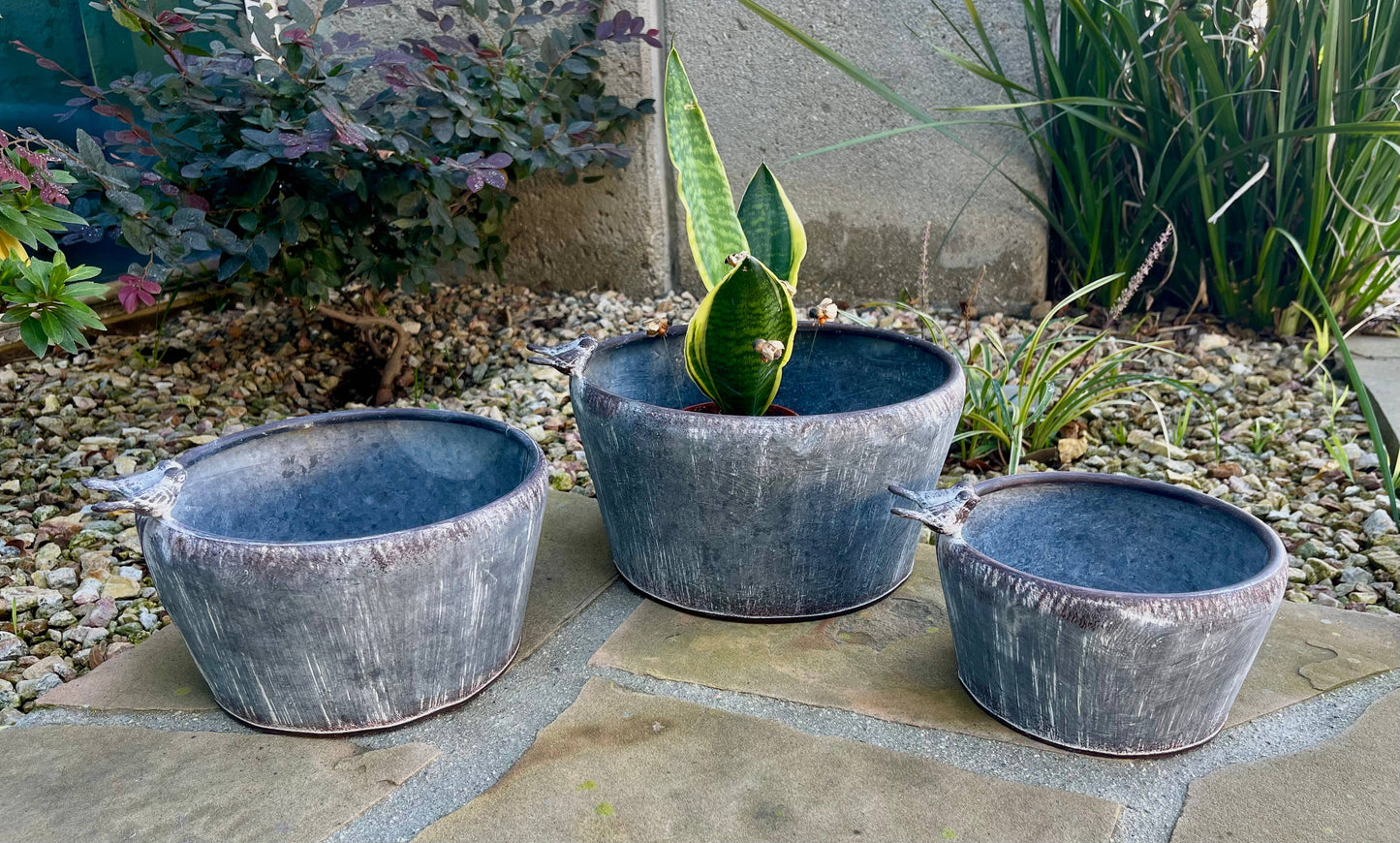 GRAY WASH VINTAGE PLANTER