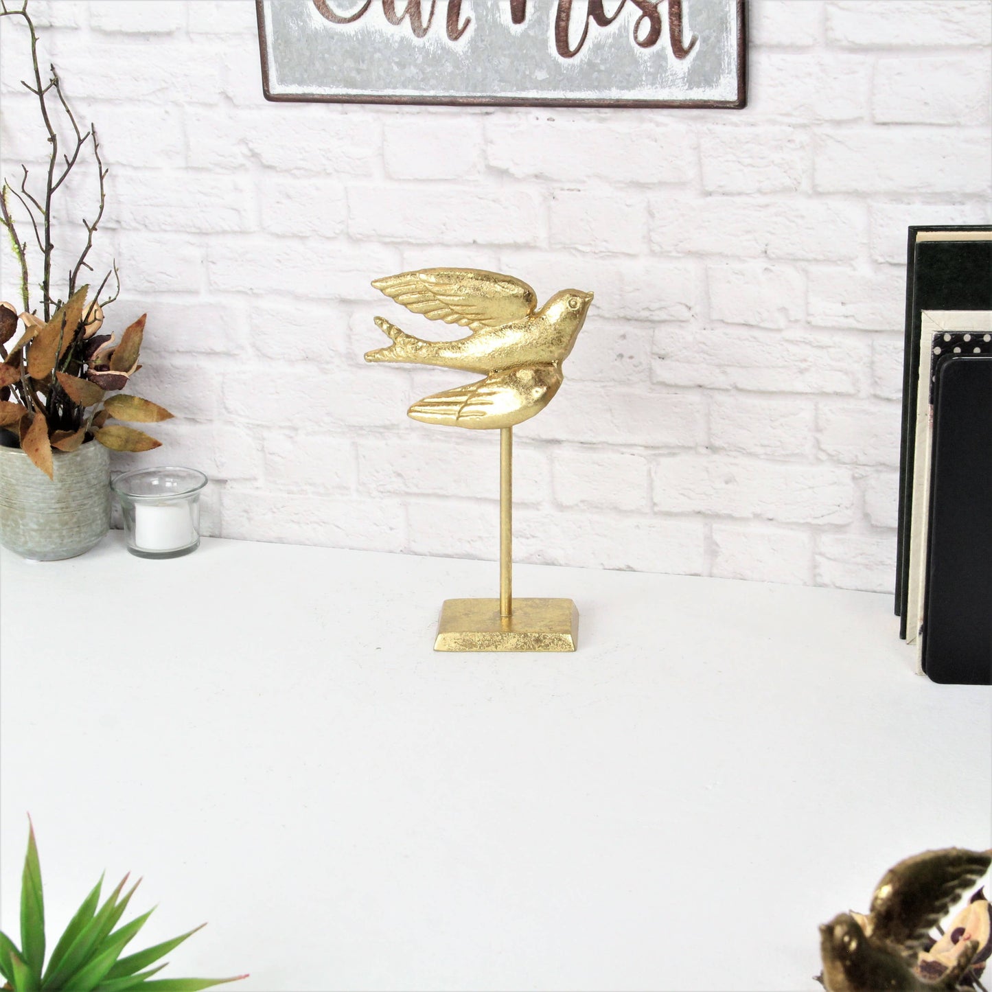 Flying Swallow Decor