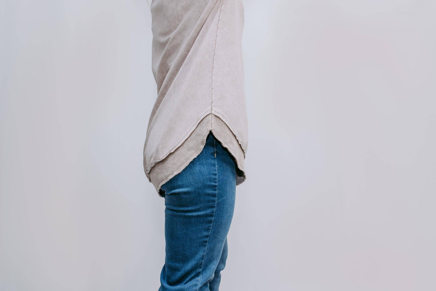 Curved Hem Graphic Crew