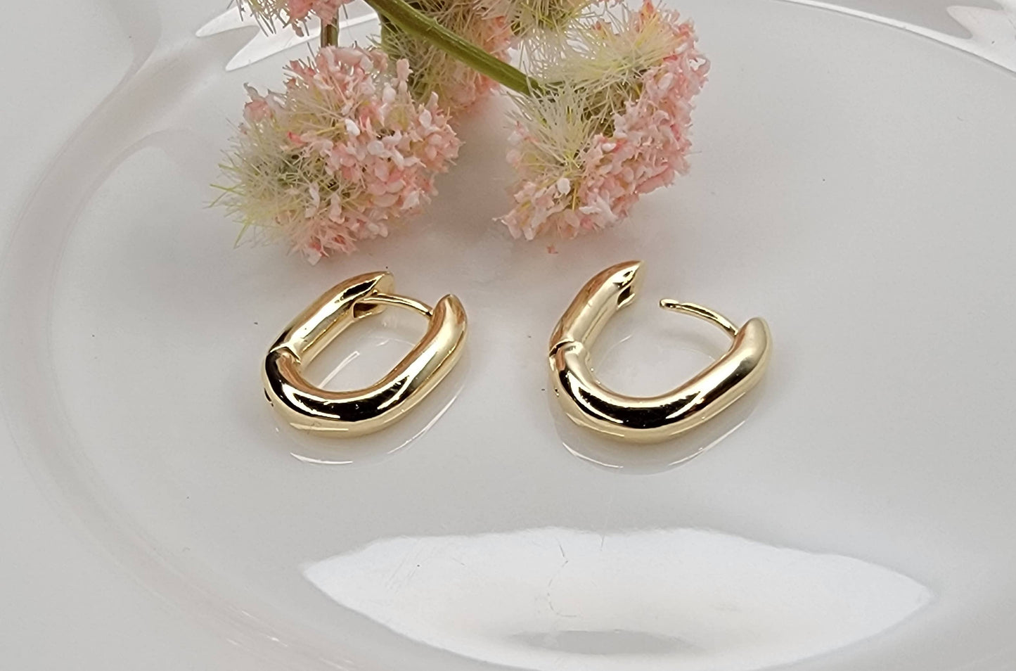 Small Gold Oval Hoops