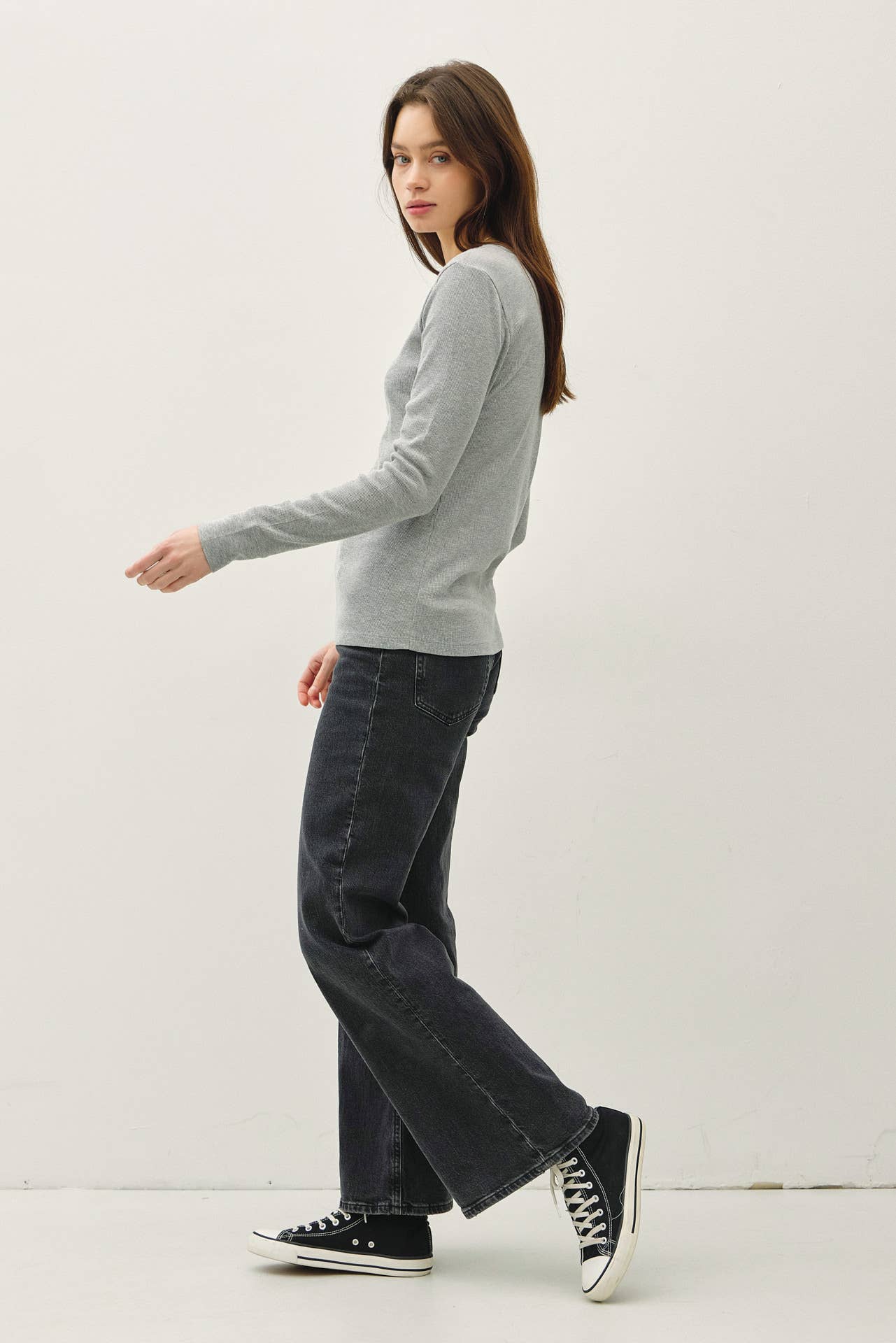 Basic Babe Ribbed Longsleeve