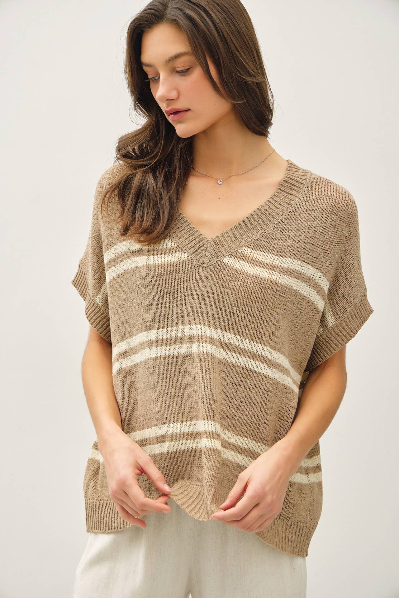STRIPED V-NECK SWEATER