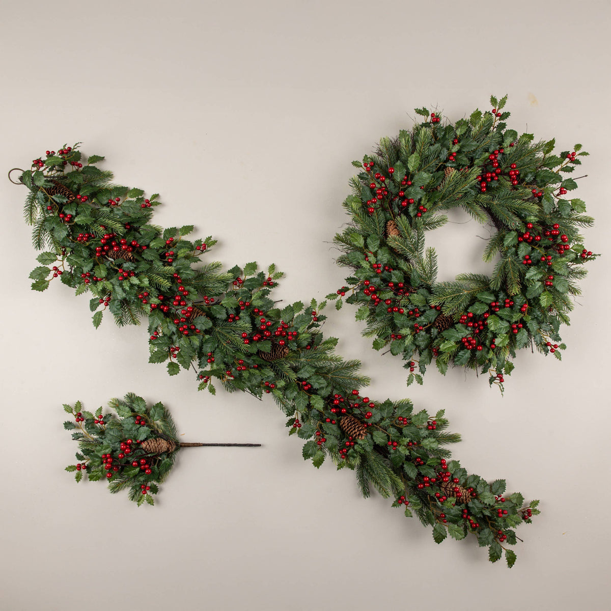 24" HOLLY, PINE & BERRY WREATH