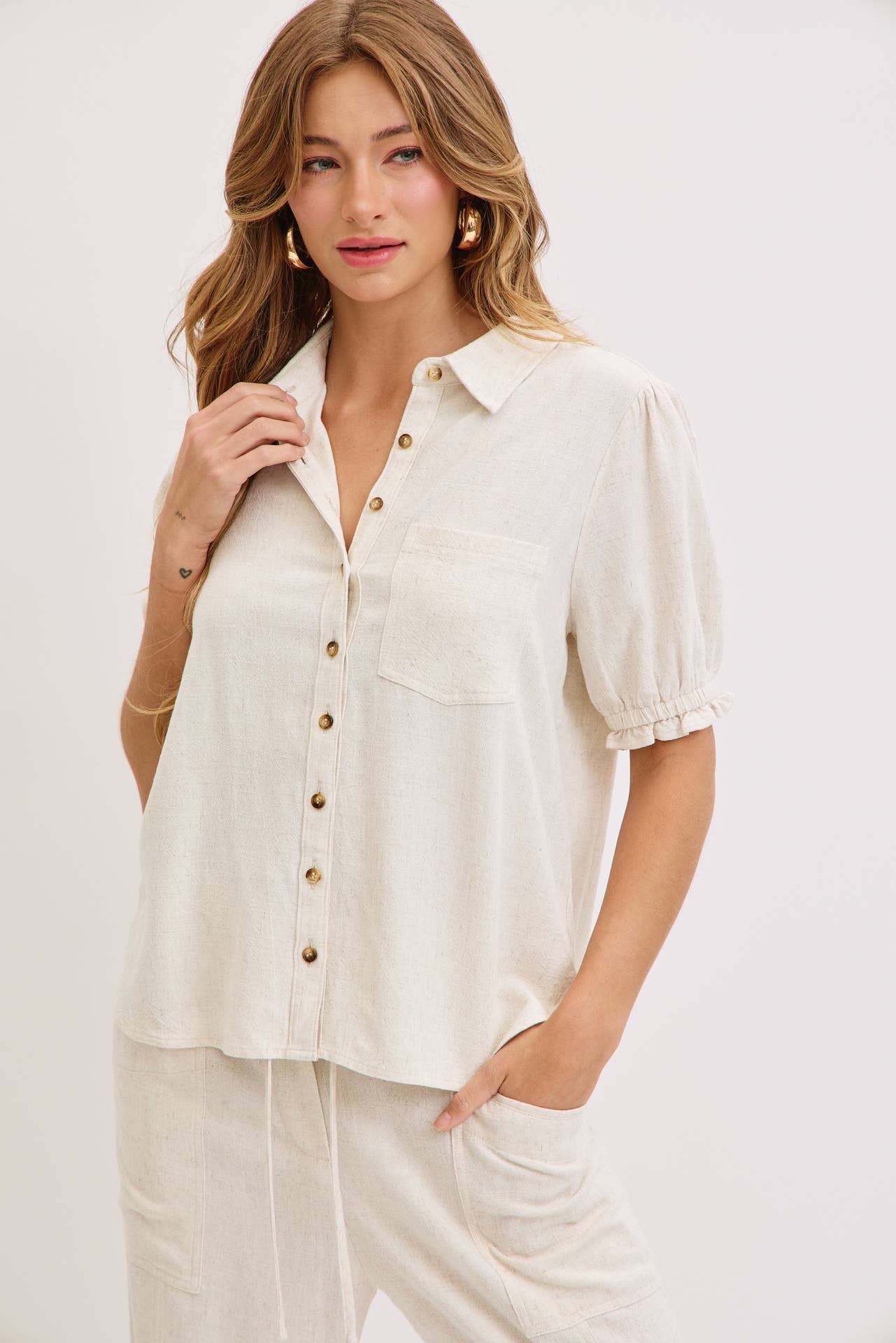Linen & Lace Puff Top