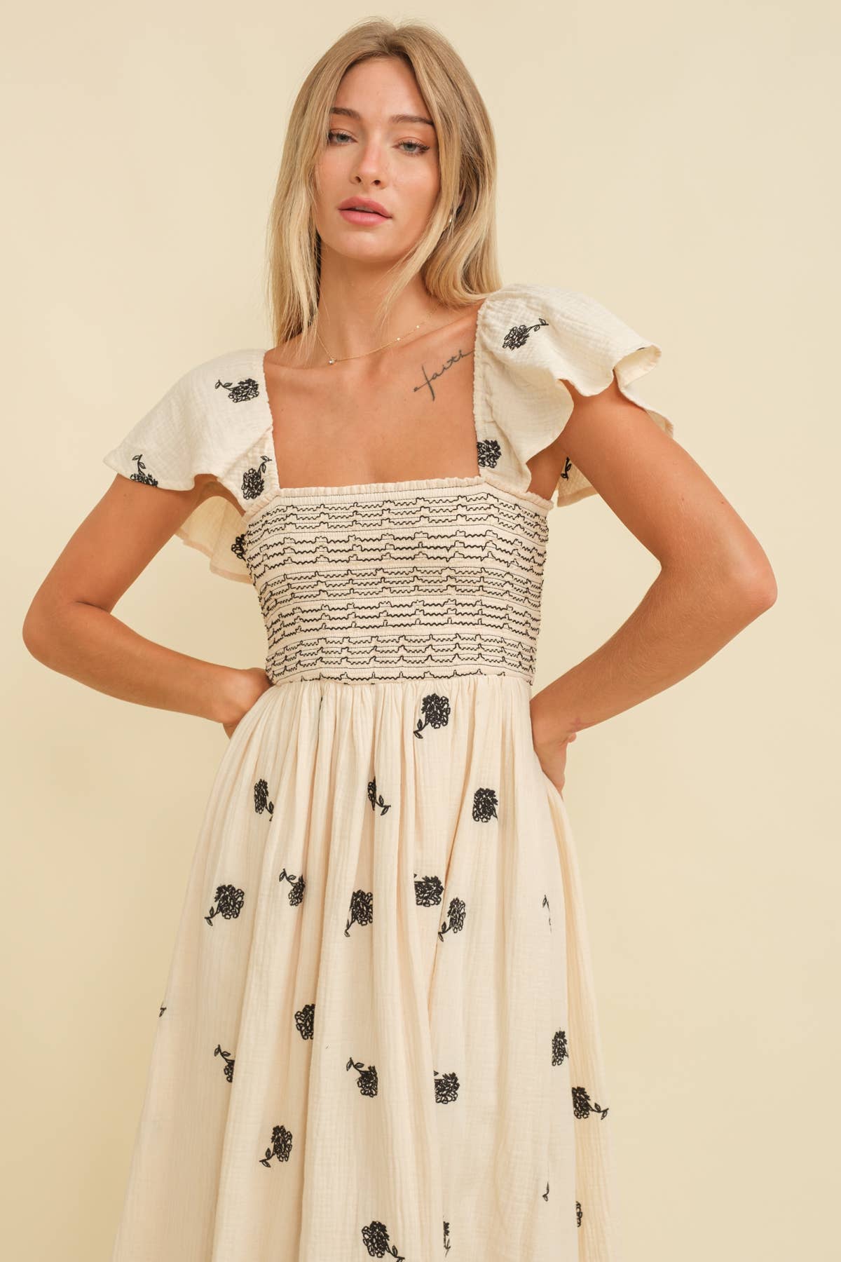 Bouquet of Roses Maxi