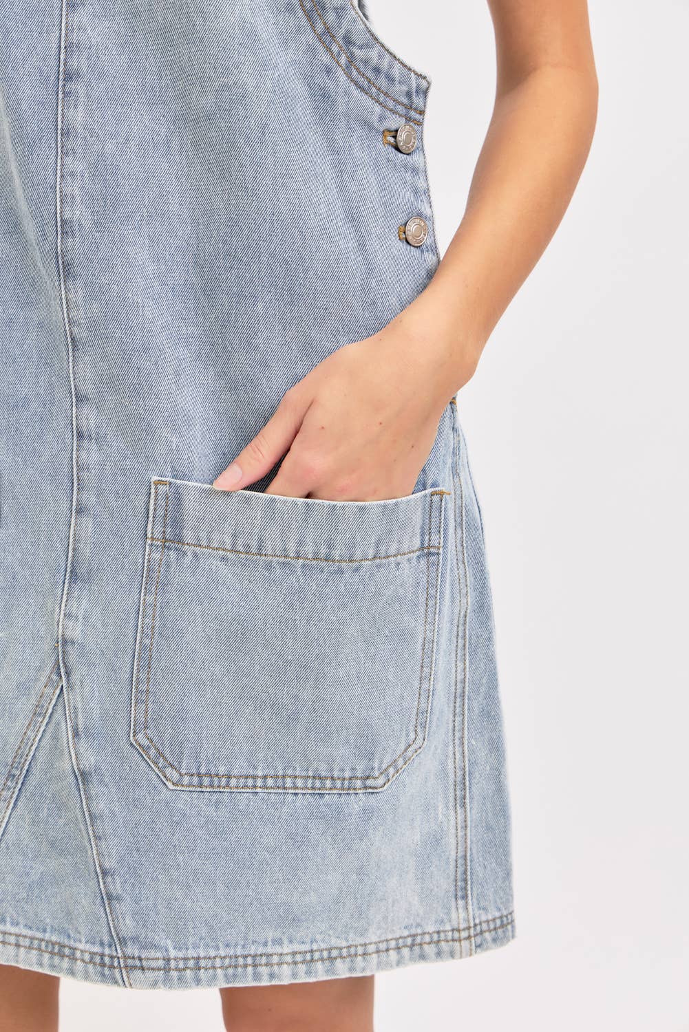 90's Babe Shortall Light Wash