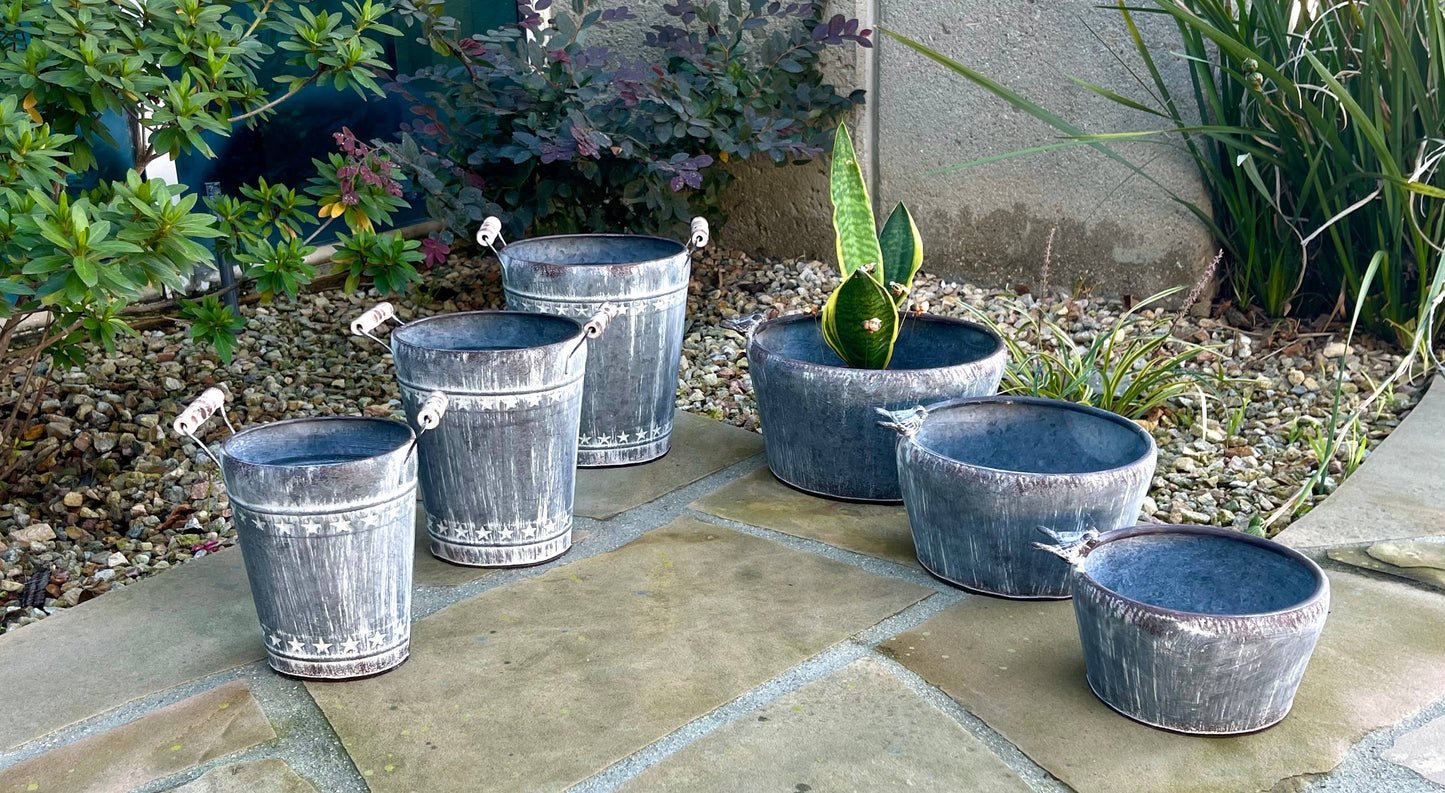 GRAY WASH VINTAGE PLANTER