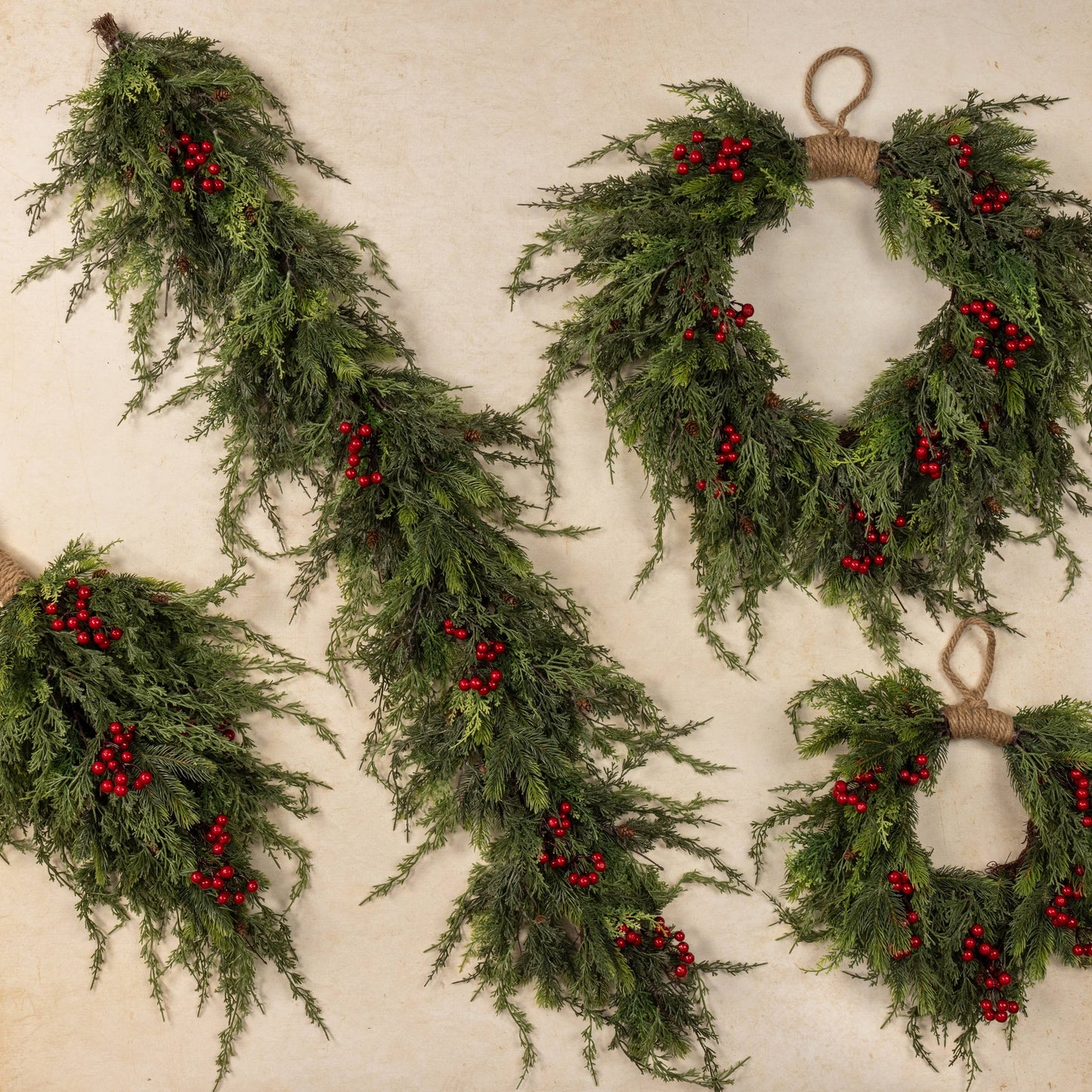 20" PINE, CEDAR & BERRIES HANGING WREATH