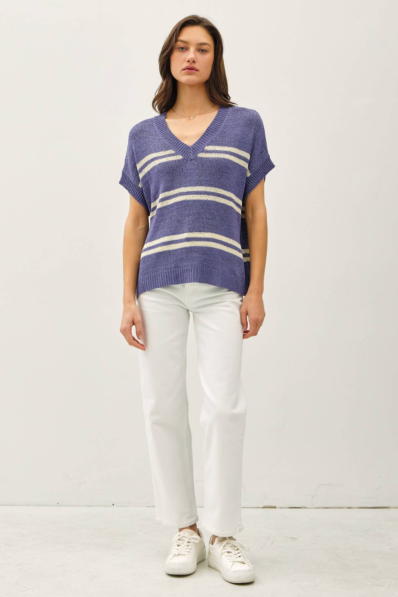 STRIPED V-NECK SWEATER