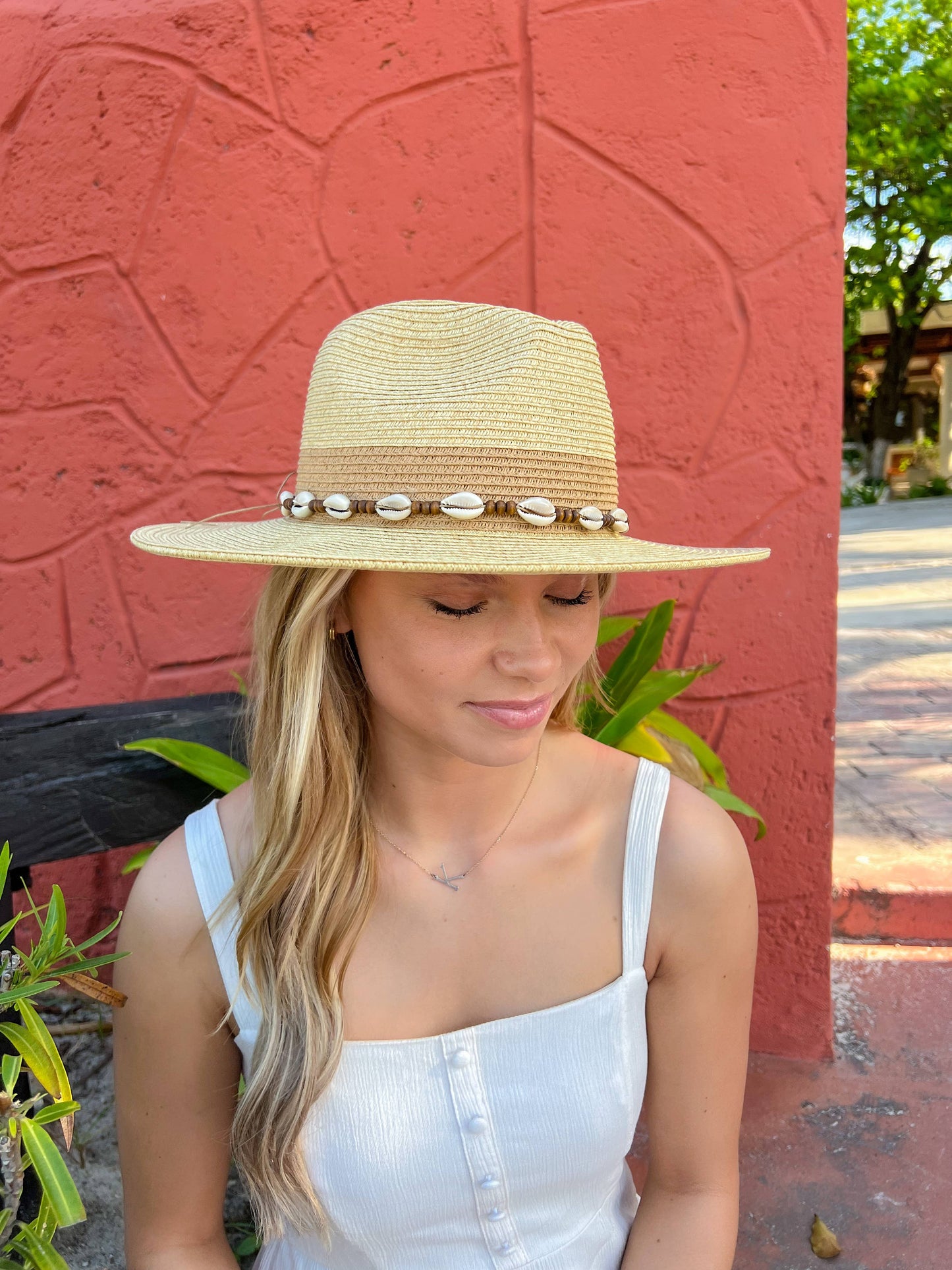 Two-Tone Shell Panama Hat