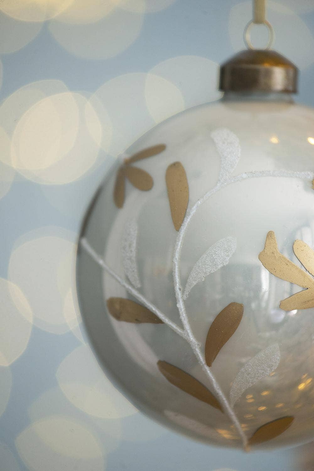 D4" Winter Blossom Glass Ornament
