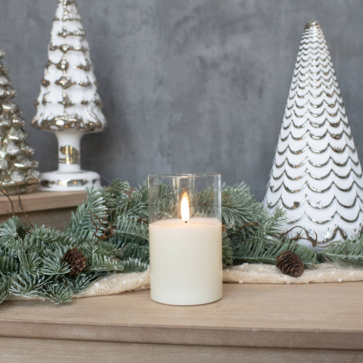 5" GLASS 3D FLAME CANDLE