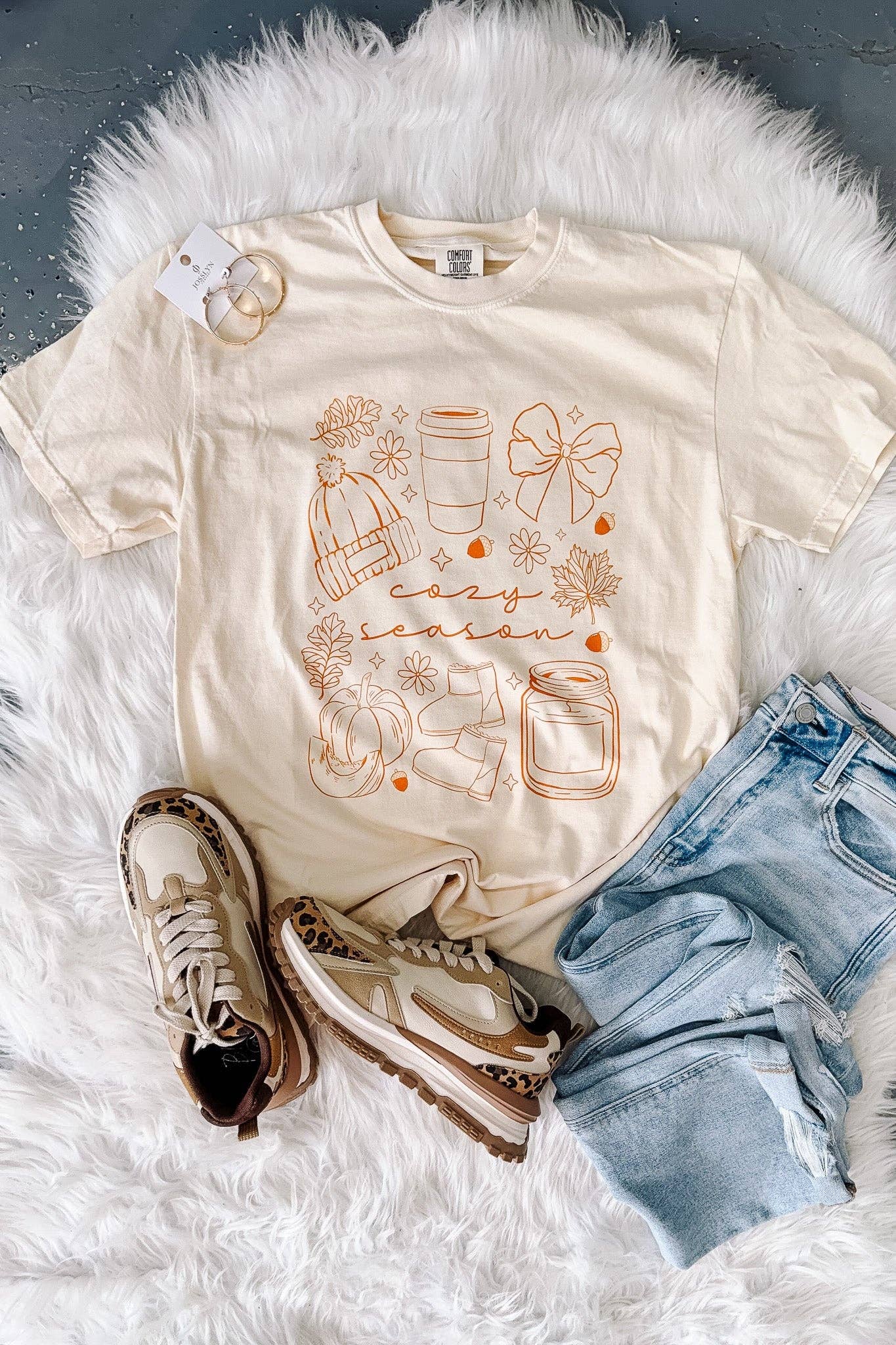 It’s Fall Y’all Graphic Tee