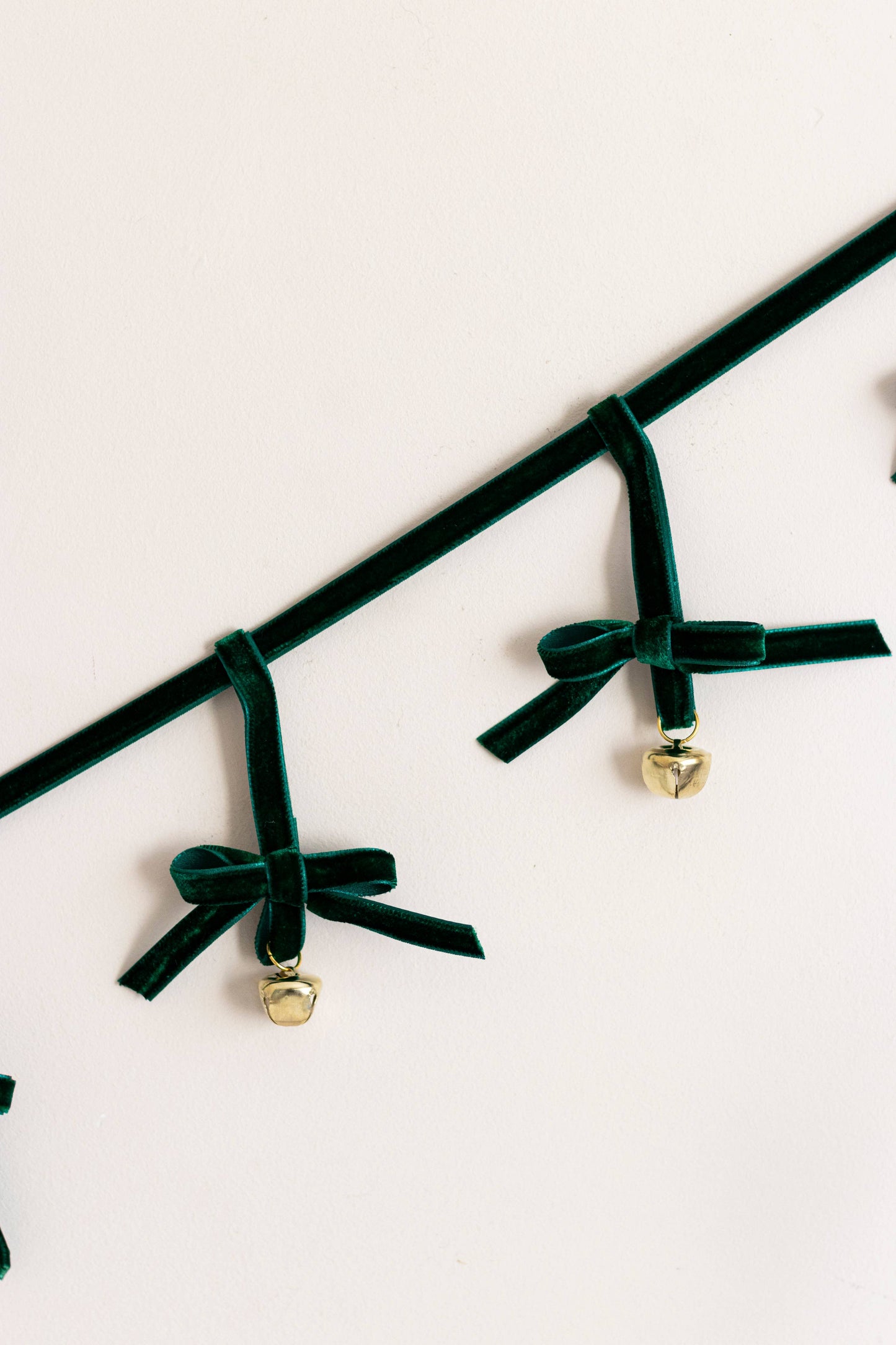 Christmas Velvet Chain Ribbon Bells