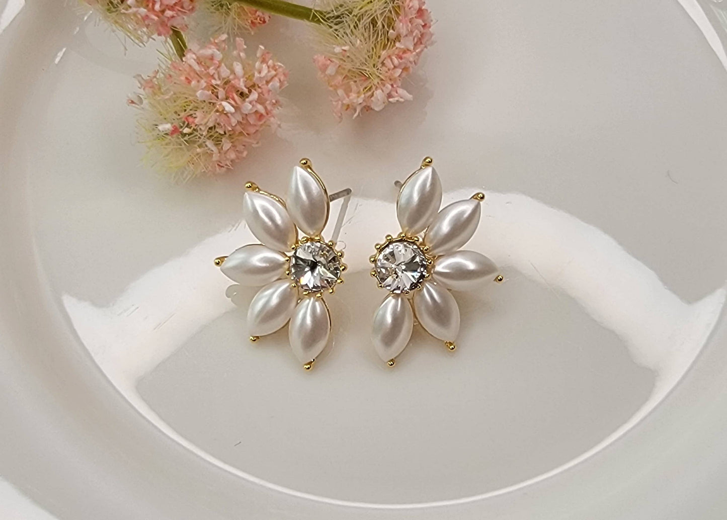 Hypoallergenic Silver Post Swarovski Stone, Faux Pearl