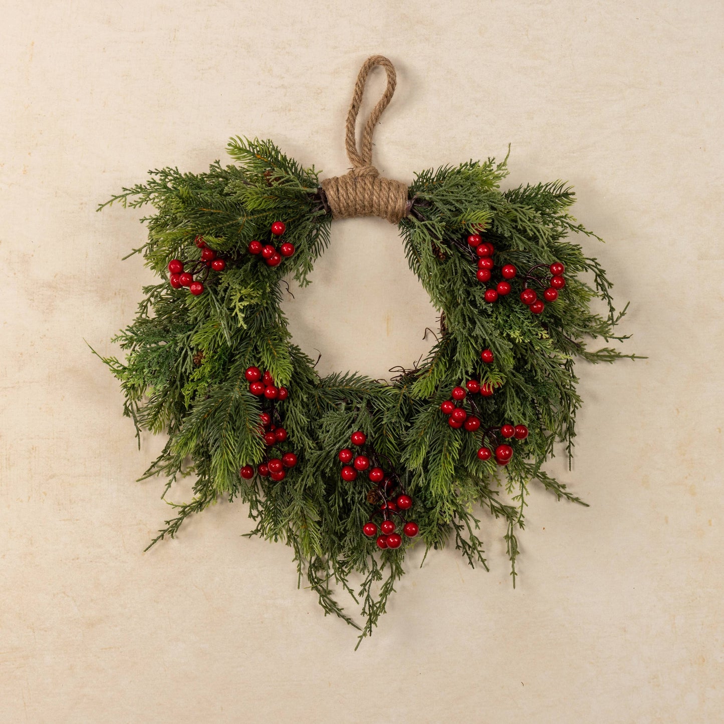 20" PINE, CEDAR & BERRIES HANGING WREATH