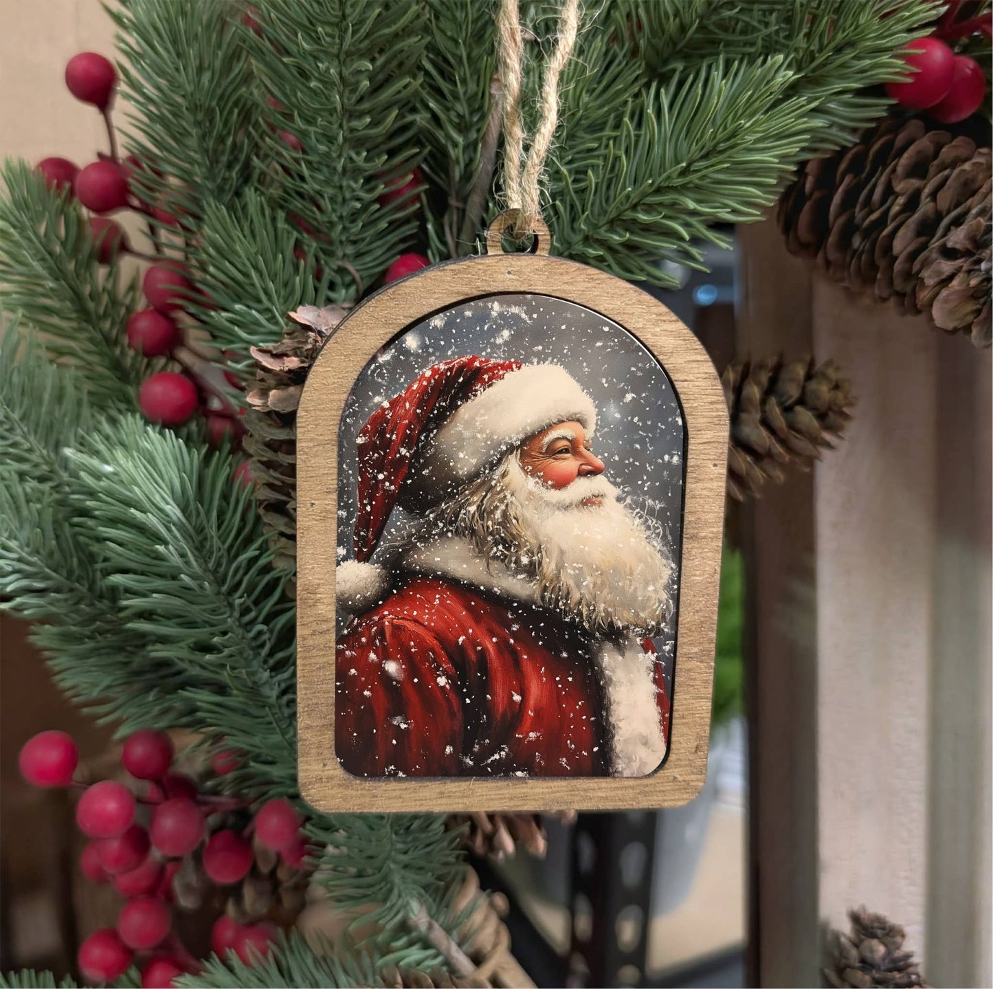 Canvas Arch Ornament Antique Santa