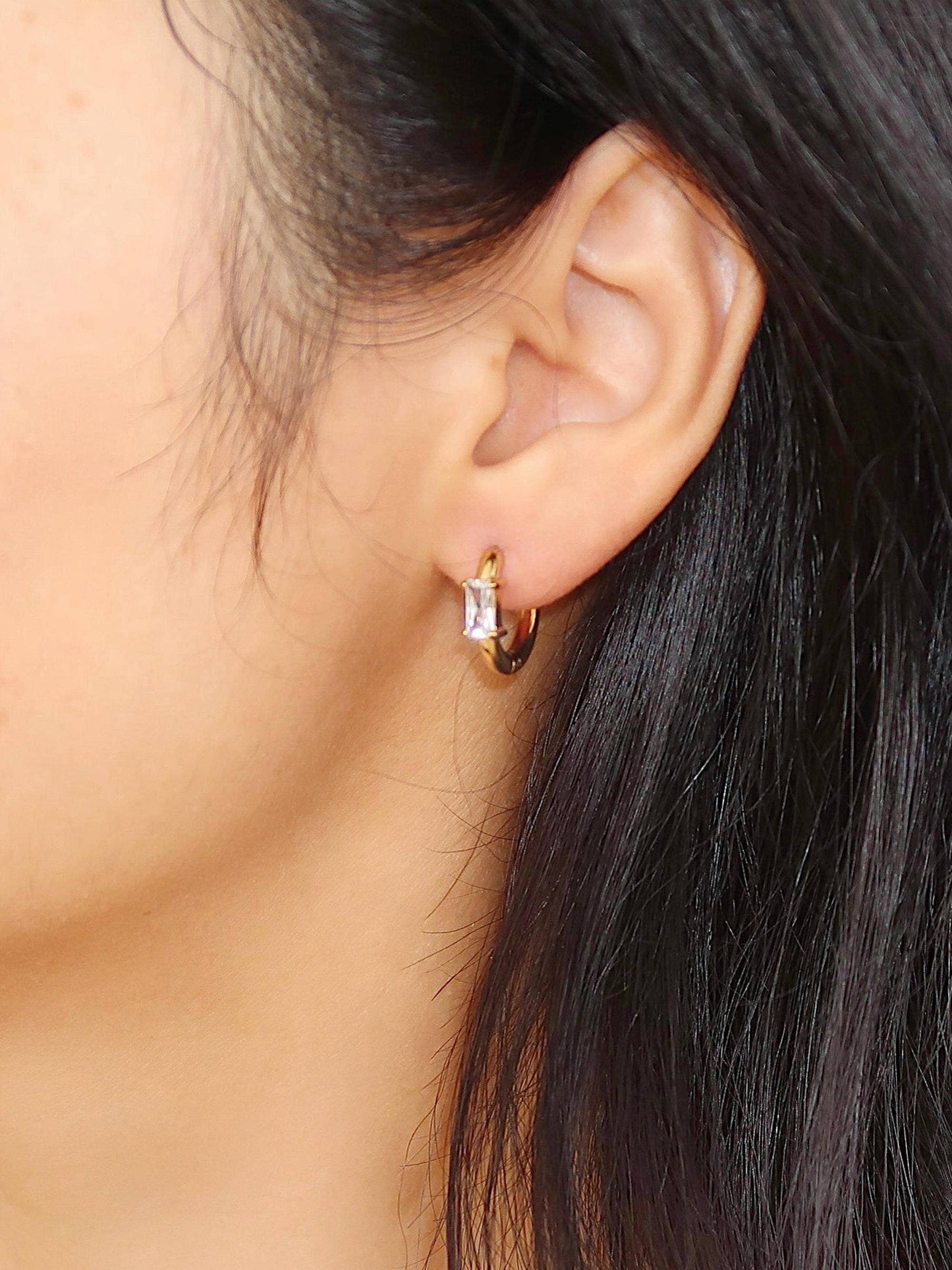 Adhara 18K Gold Huggies