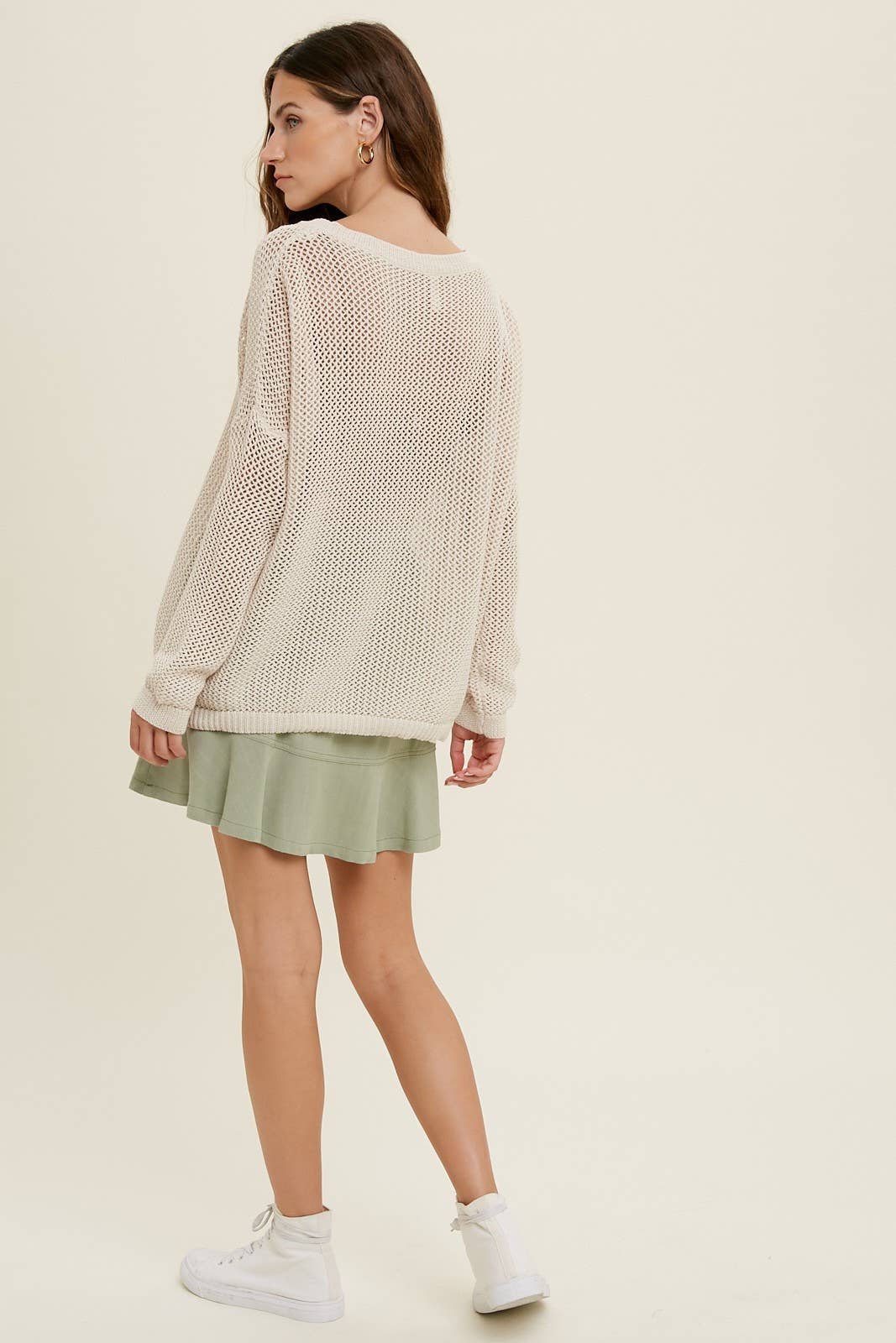 CROCHET LIGHTWEIGHT SWEATER WITH RAW EDGE DETAIL / WL22-7092