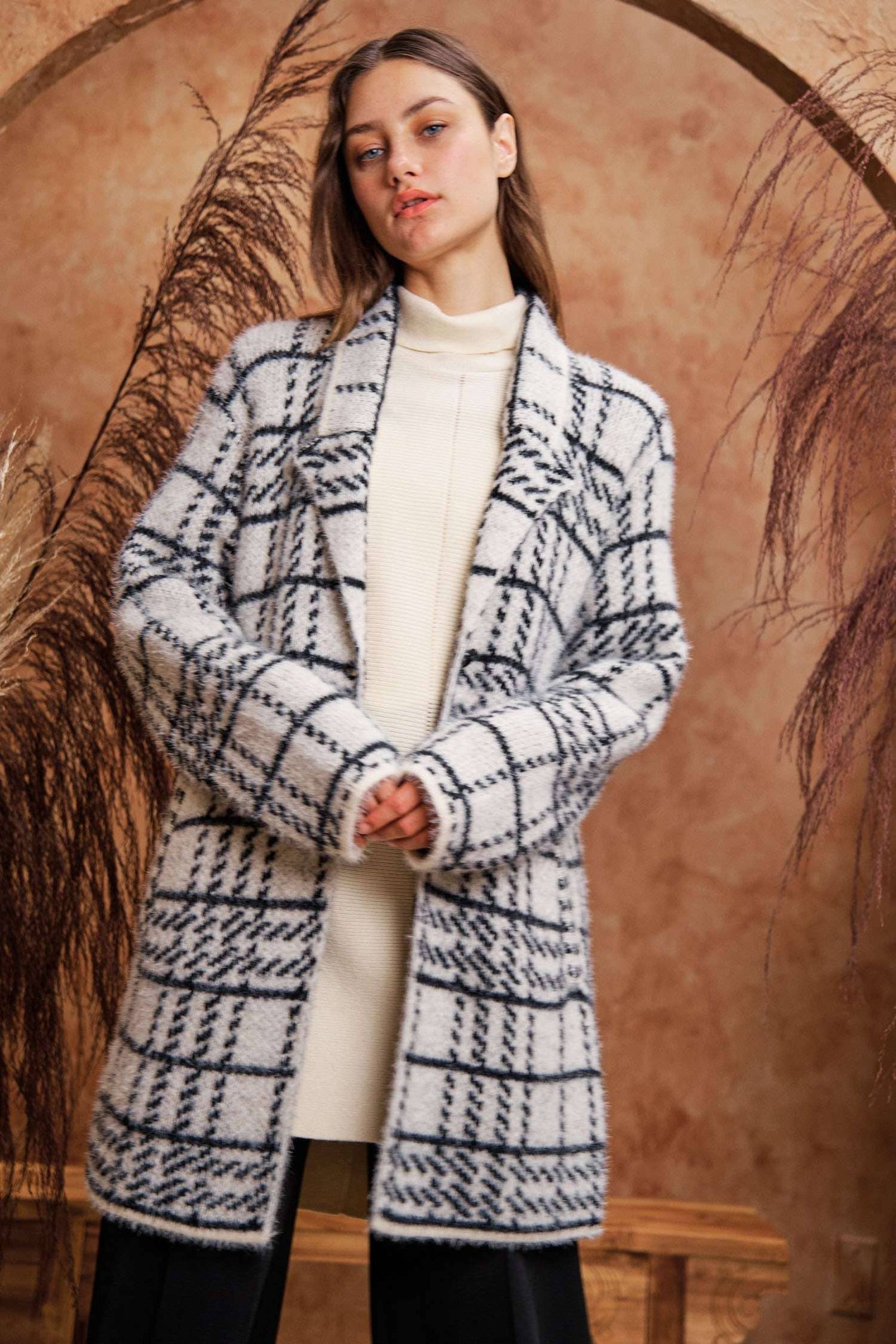 PLAID BUTTON FRONT LONG SLEEVE COAT