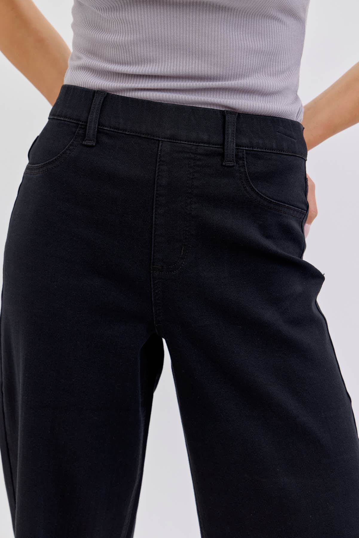 Paisley Pull On Black Pant
