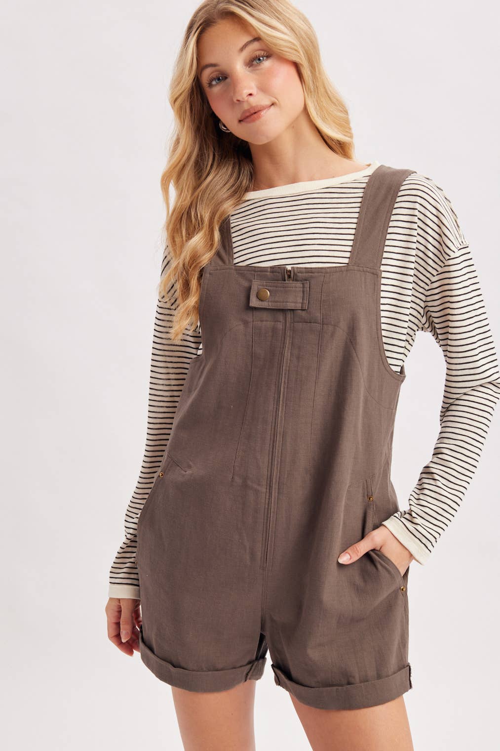 Ecru Shortall