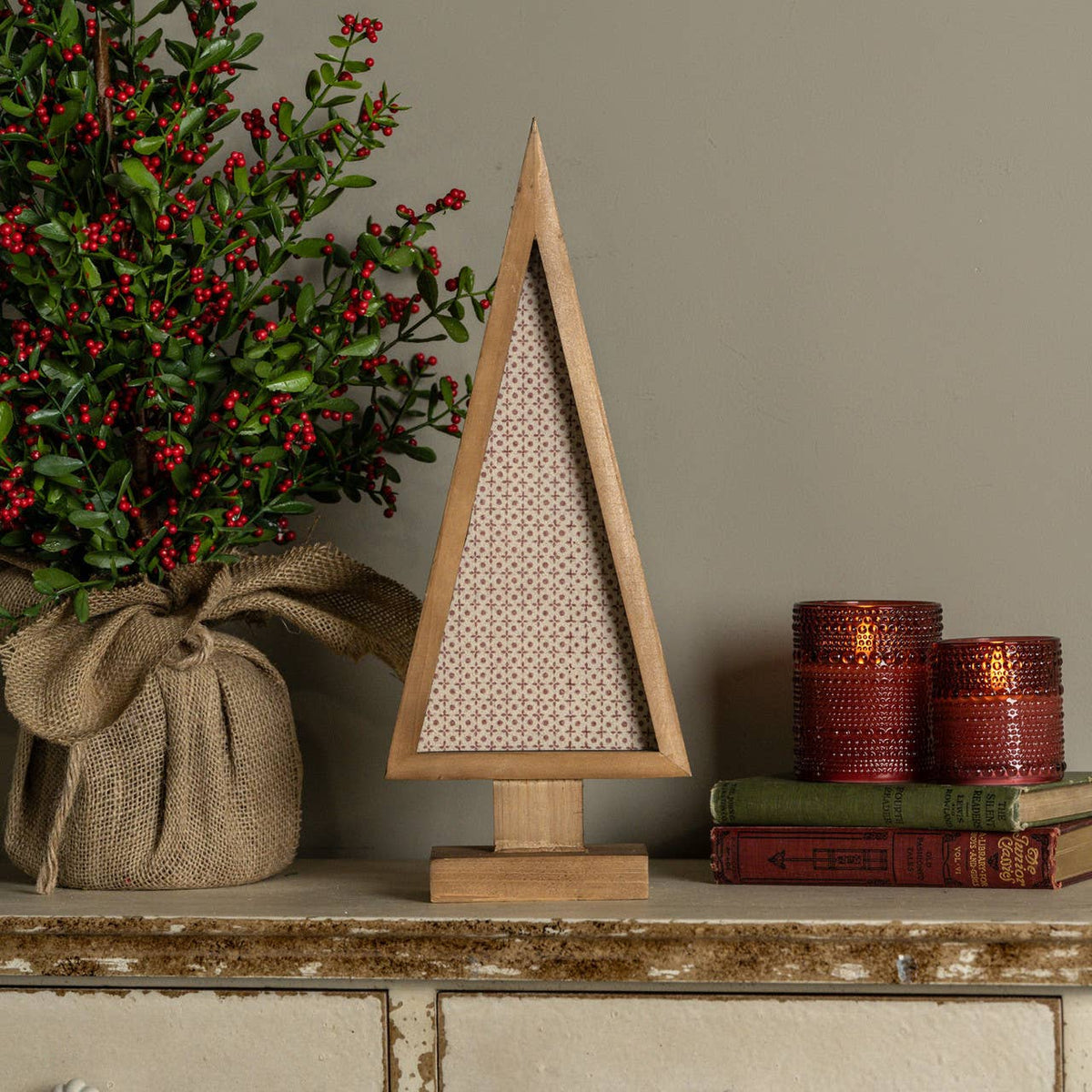 17" FRAMED HOLIDAY WALLPAPER TREE