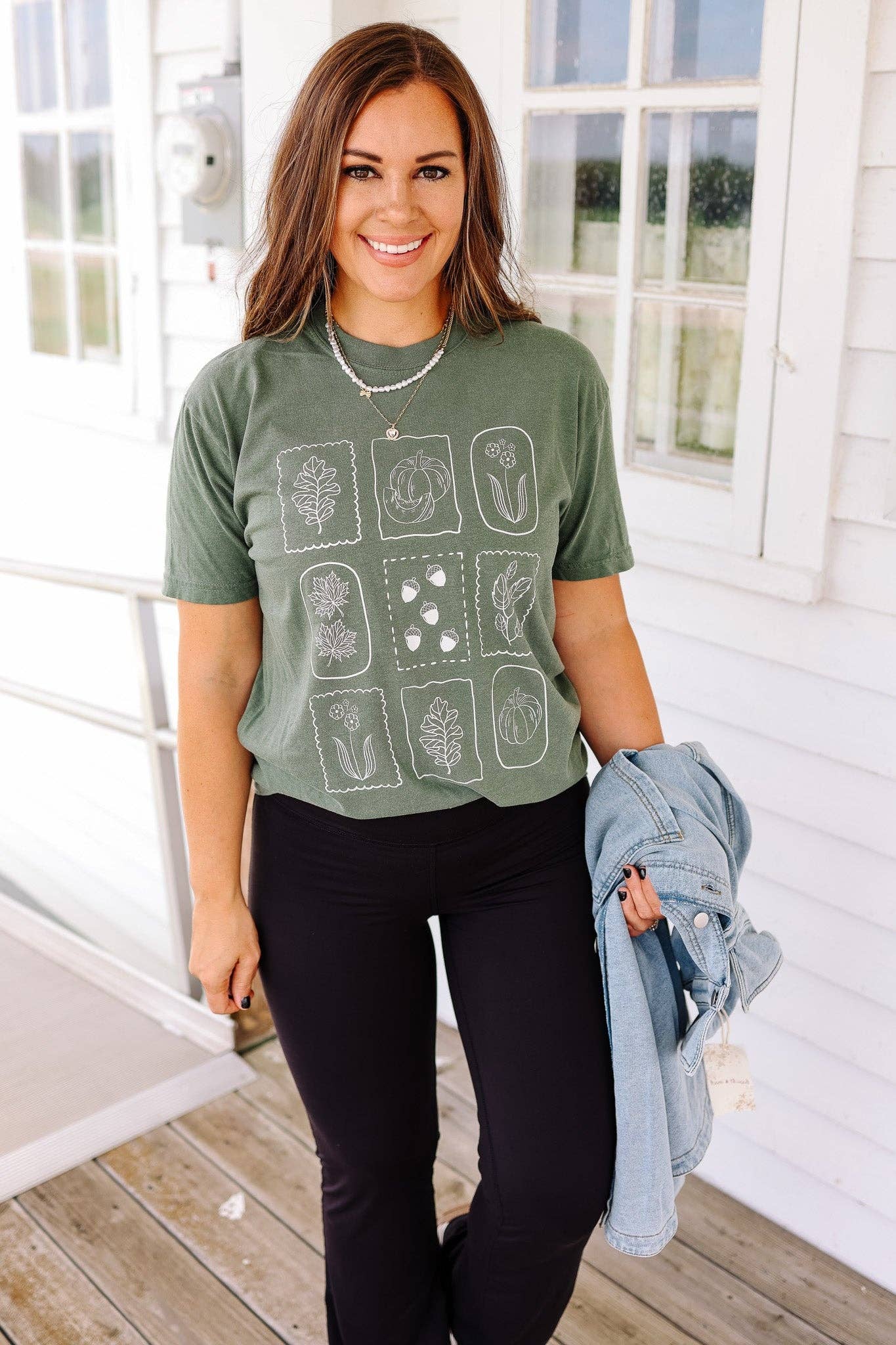 Autumn Acorns Tee