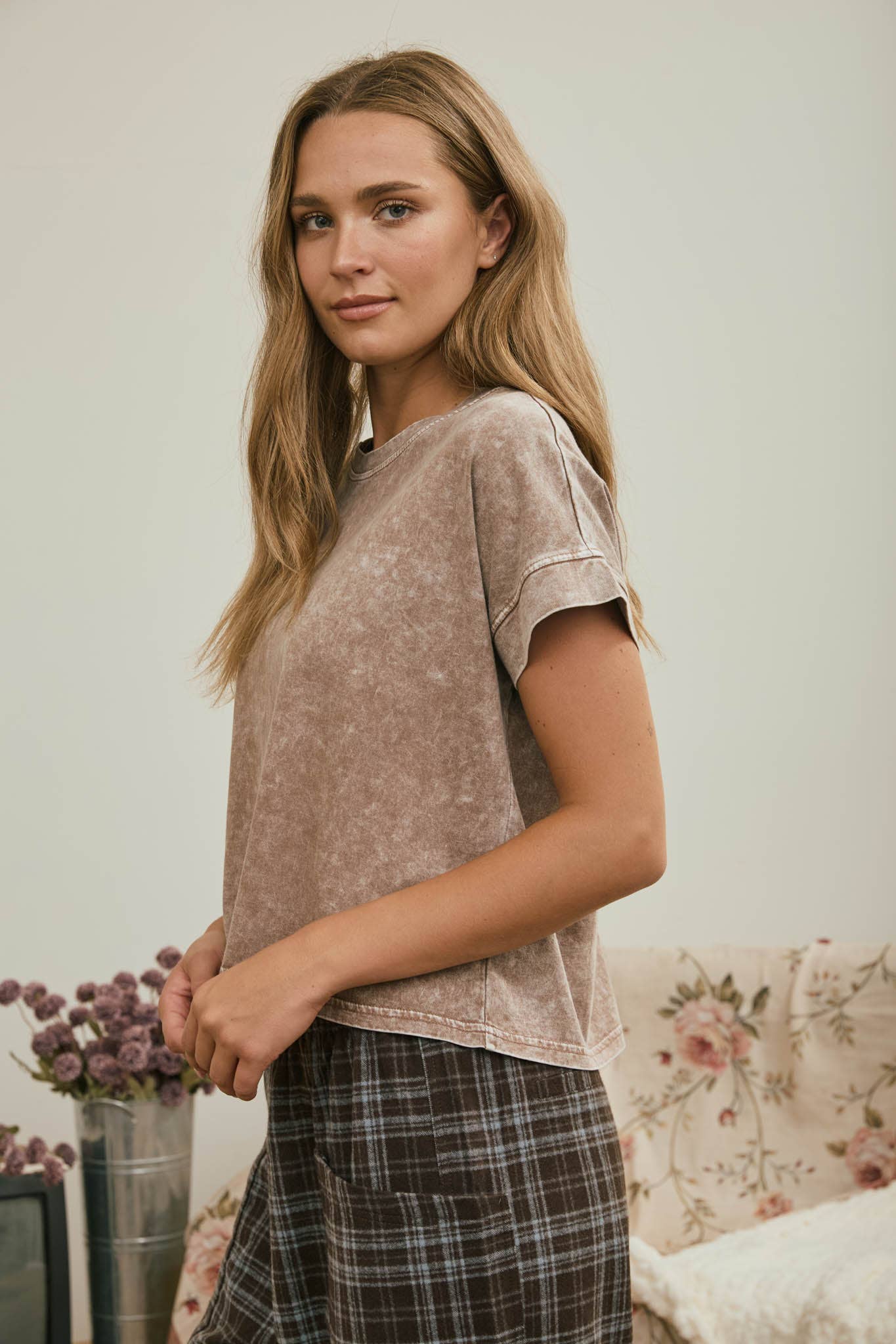 WASHED SHORT SLEEVE BOXY KNIT TOP : GREY