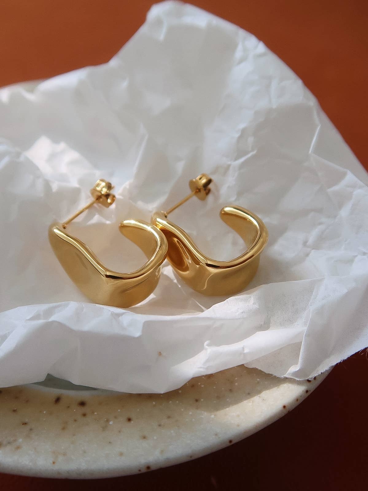 Ninelle 18K Gold Hoop Earrings