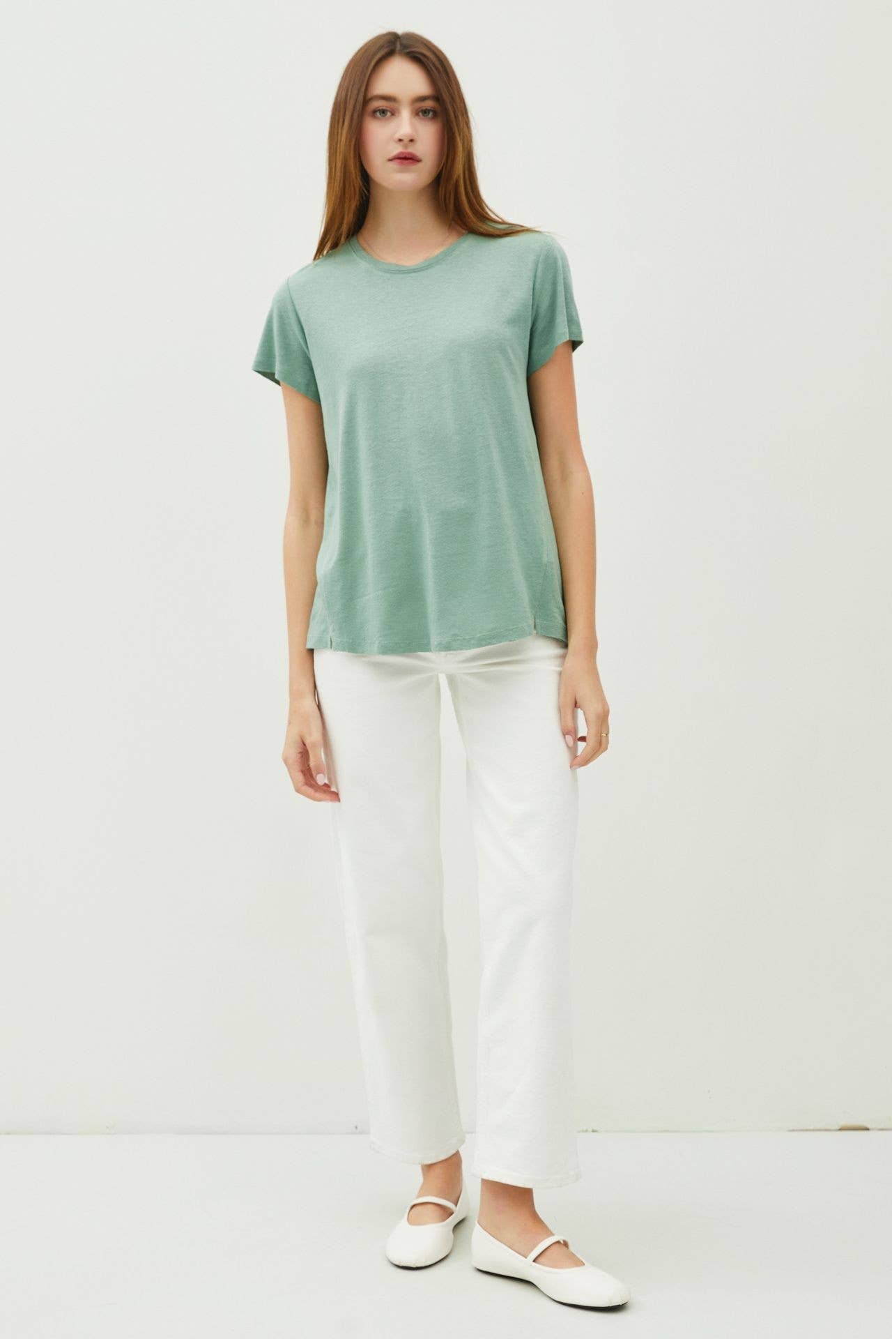LINEN CLASSIC ROUND NECK SPLIT HEM T-SHIRT