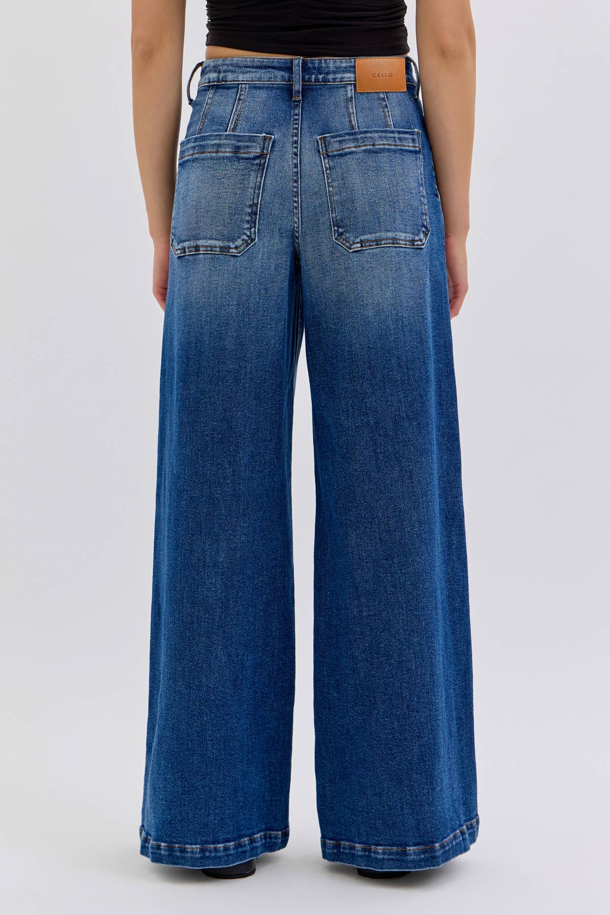 Daniela Pocket Wide Leg Jeans