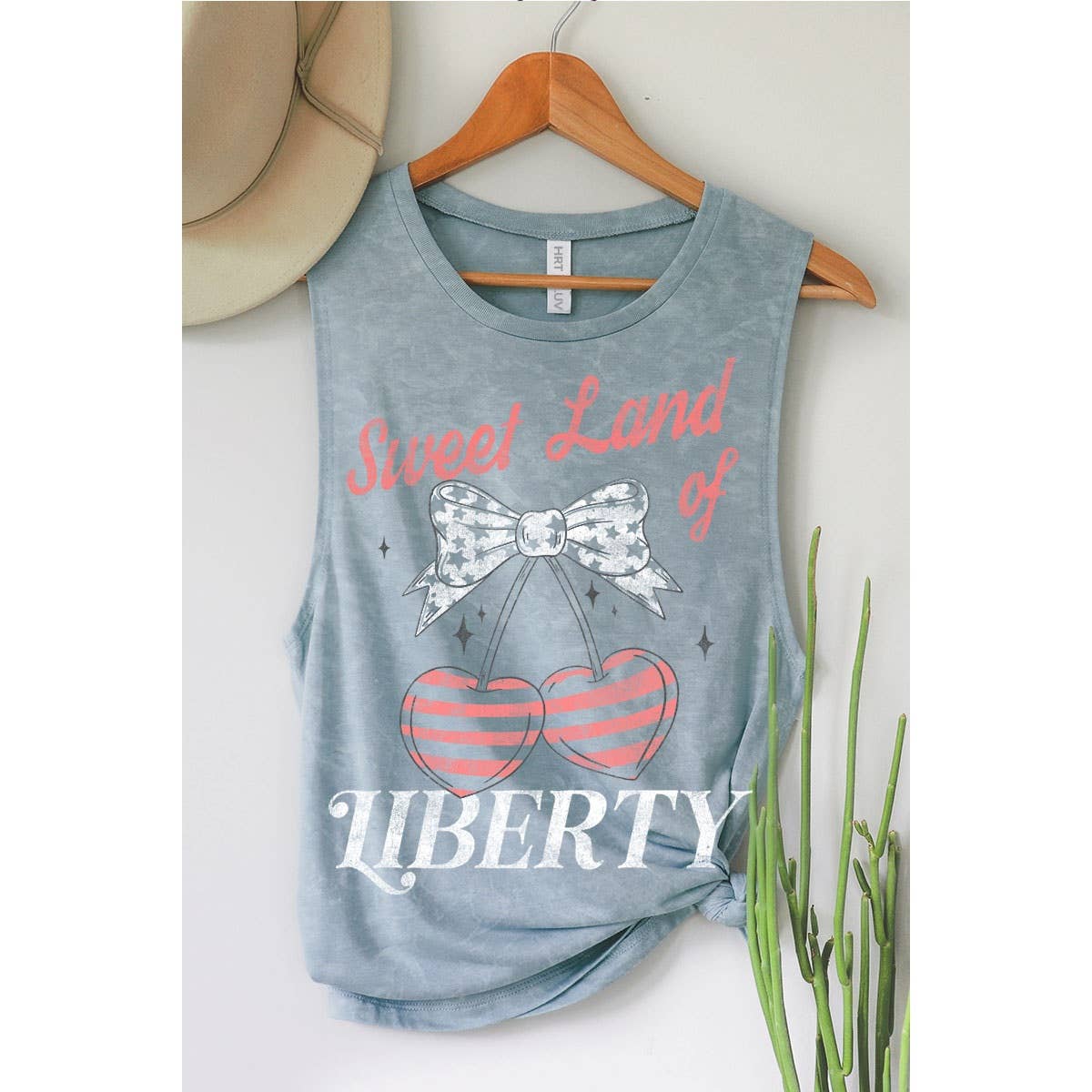 Sweet Land Tank
