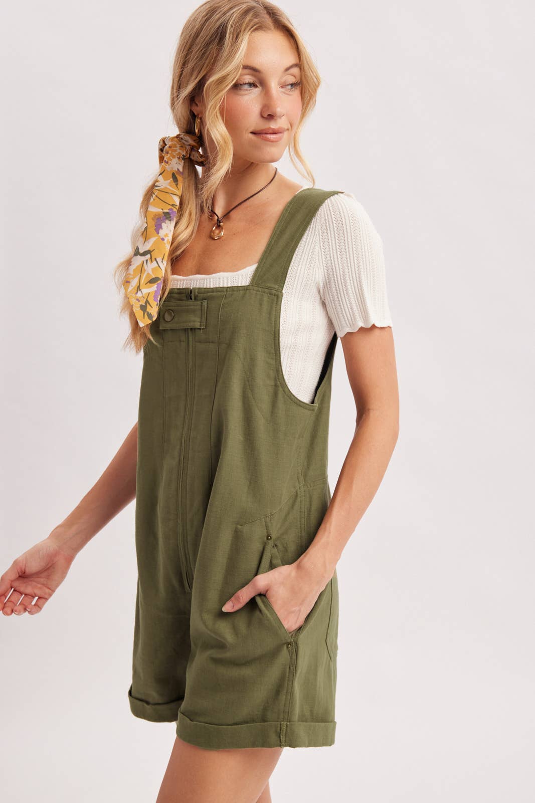Ecru Shortall