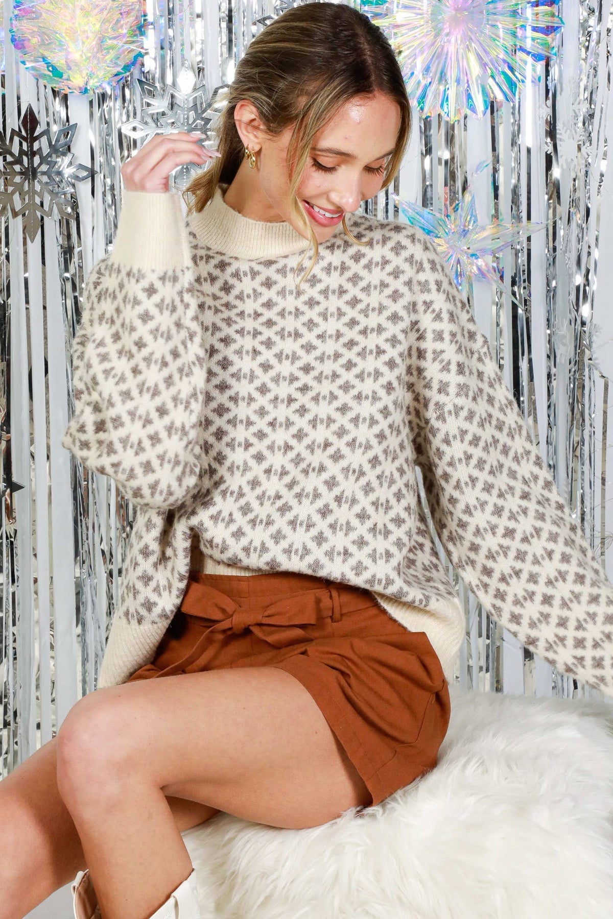 Geometric Pattern Mock Neck Knitted Sweater Top VT81923