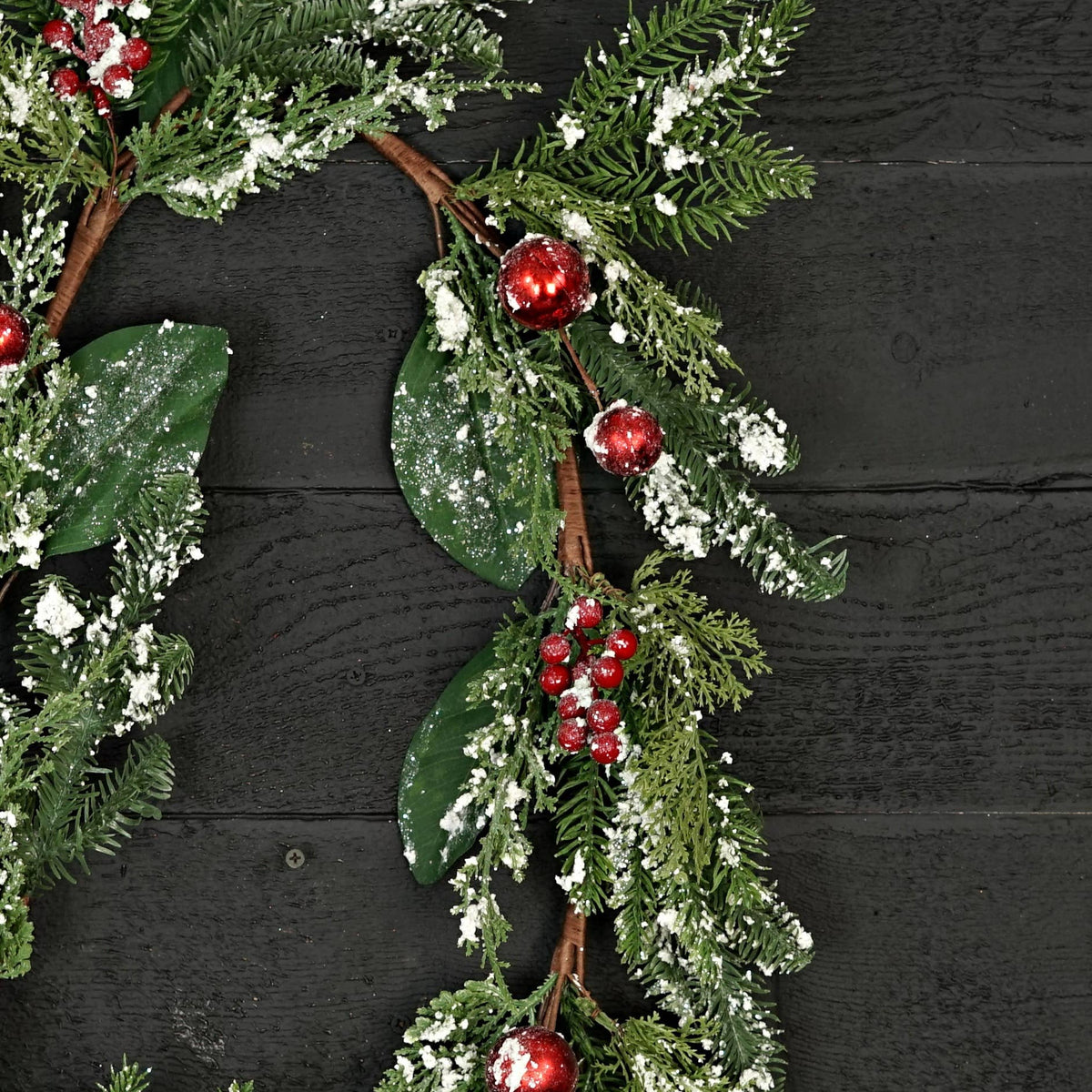 511761- 5ft Garland-Snowy Holidays