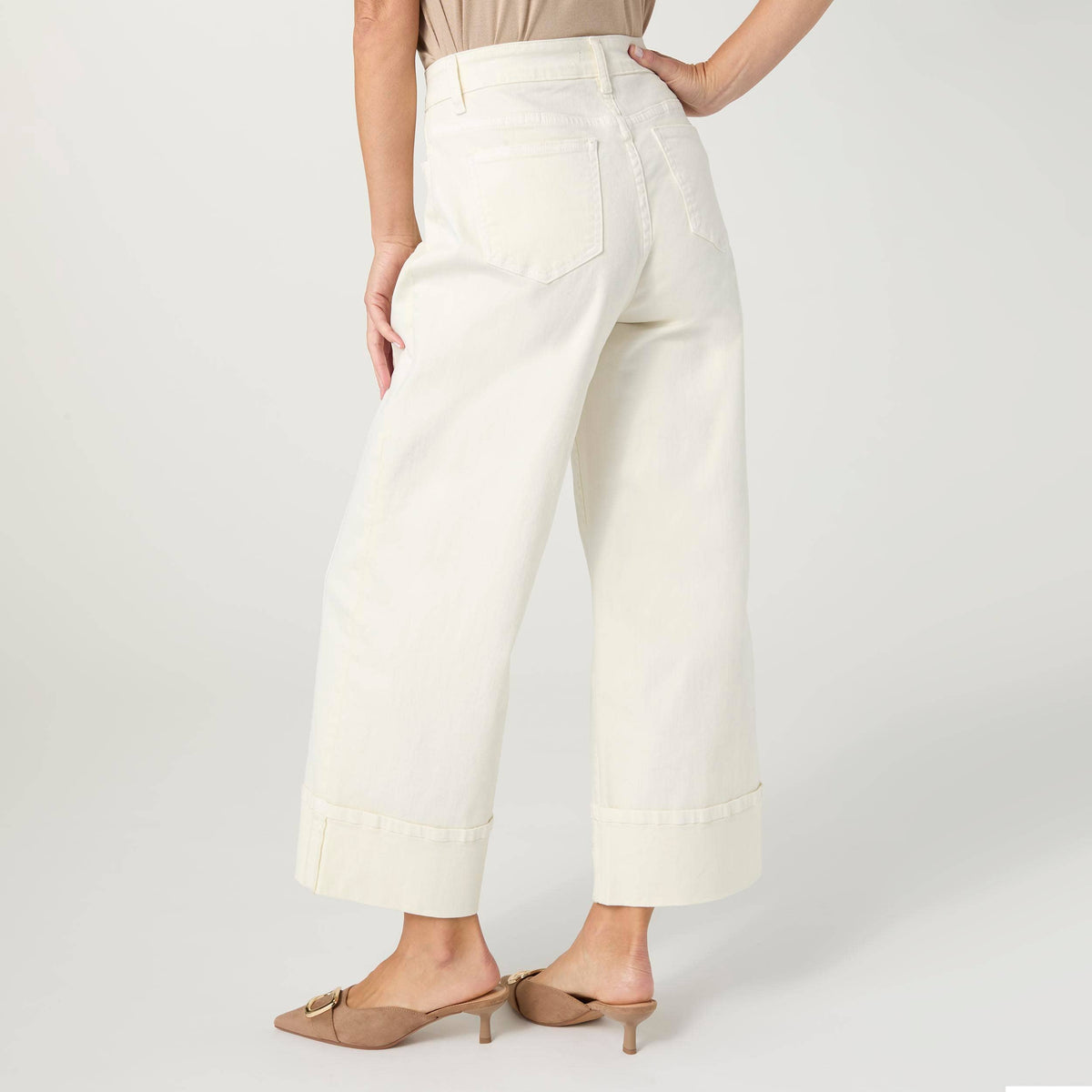 Avante Wide Ankle with Front Seam Pant