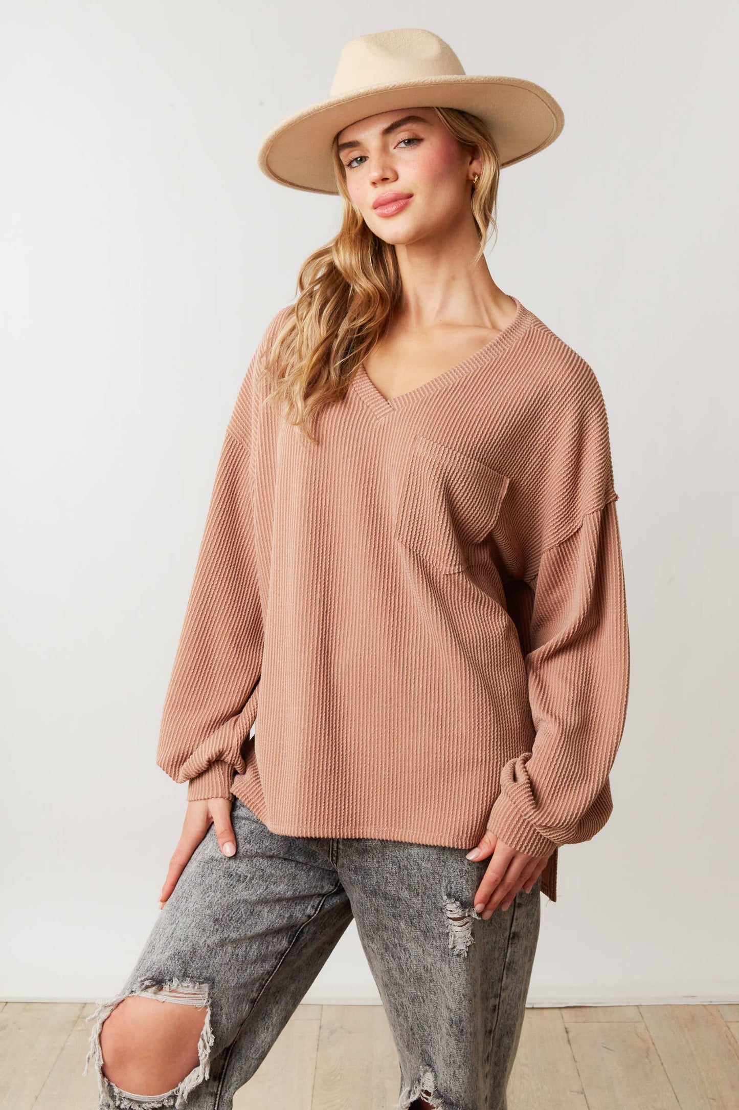 Ribbed V-Neck Pullover: LATTE