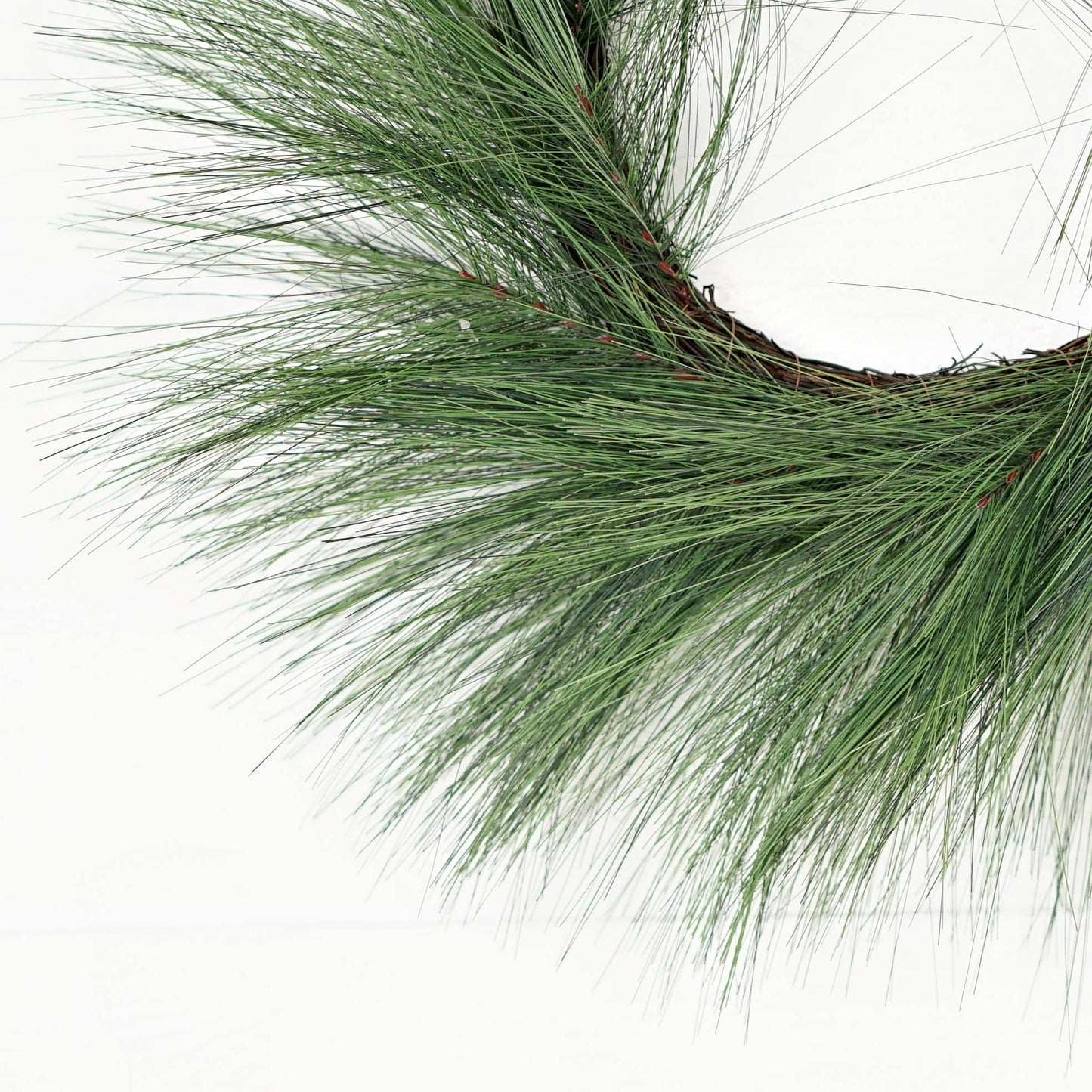 510180- 28in(10)Twig Wreath-Evergreen Jumbo Needle Pine