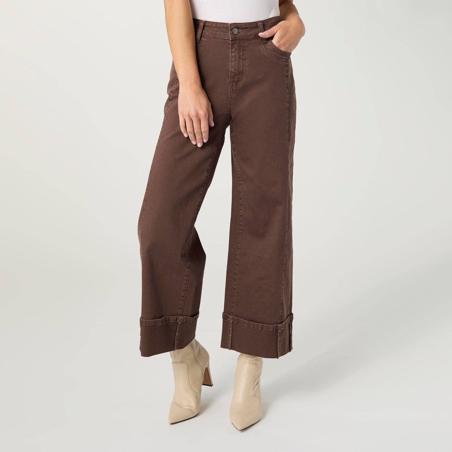 Avante Wide Ankle with Front Seam Pant
