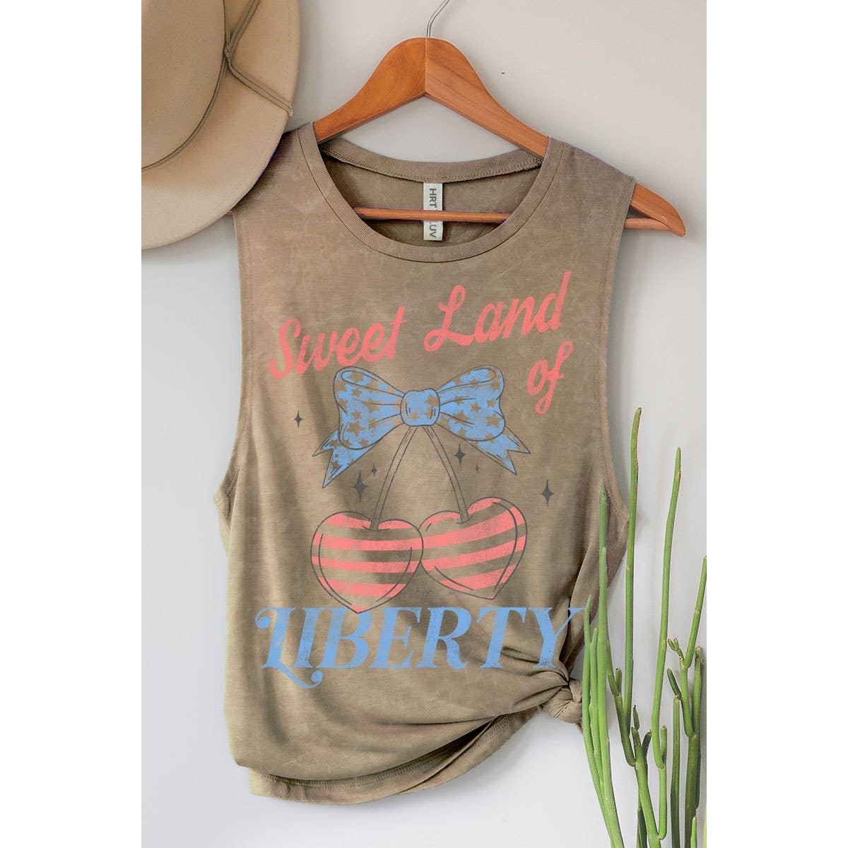Sweet Land Tank