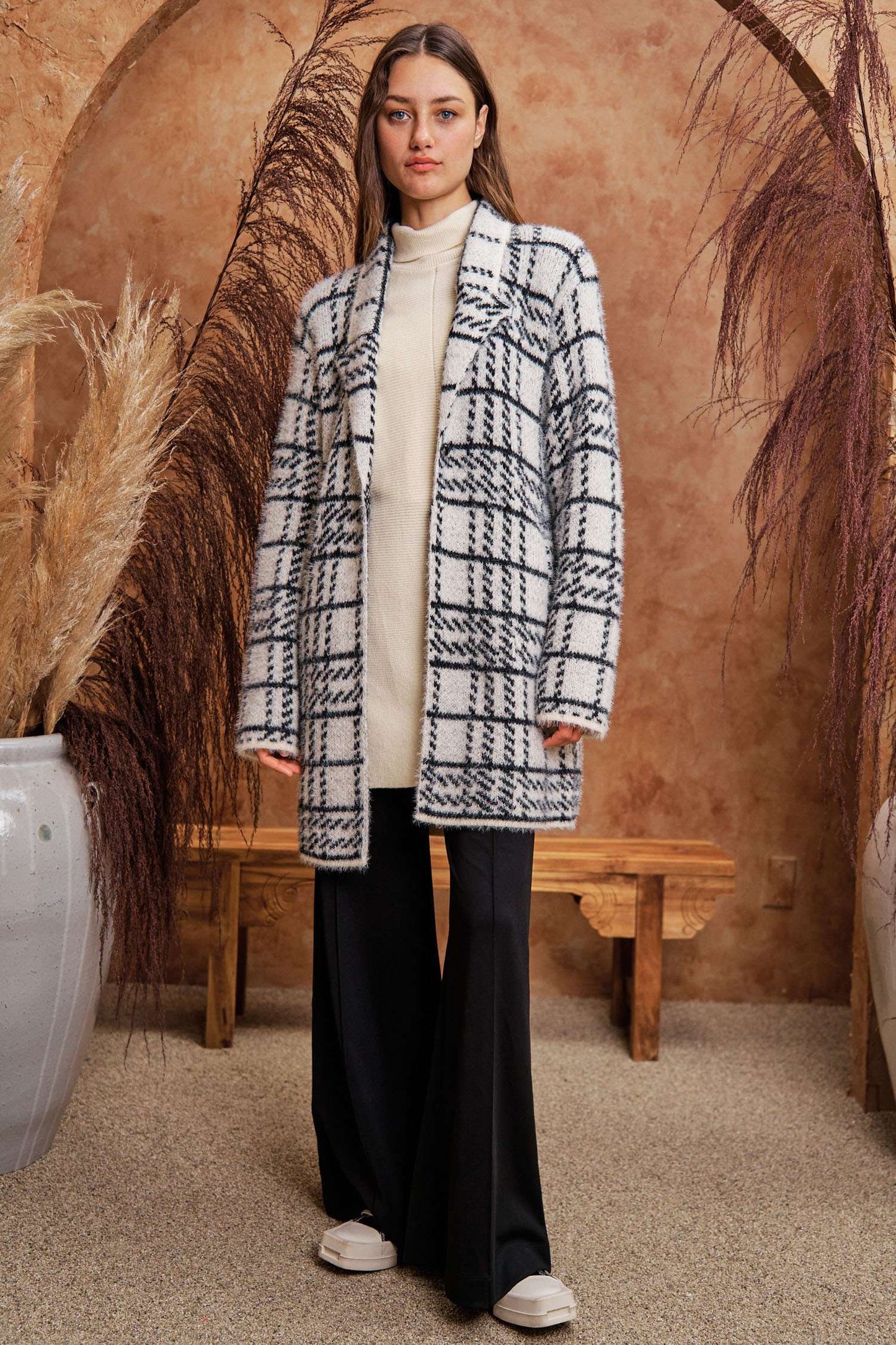 PLAID BUTTON FRONT LONG SLEEVE COAT