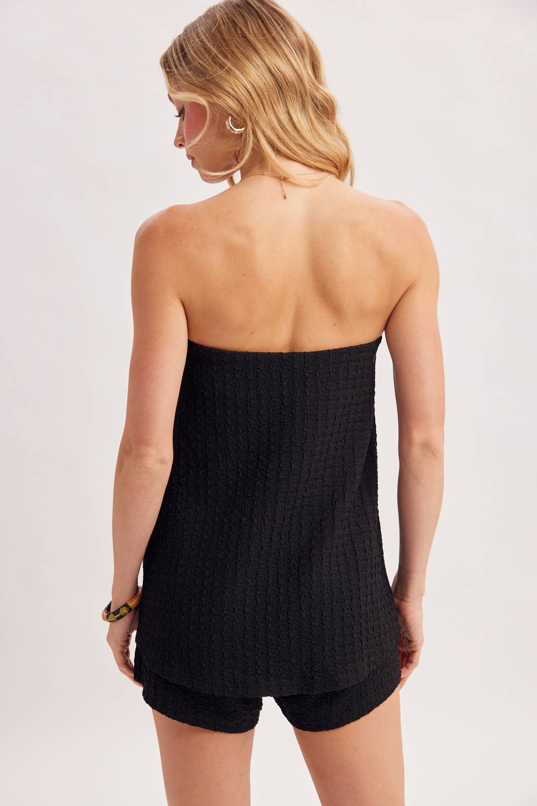 TEXTURE LAYERED STRAPLESS ROMPER