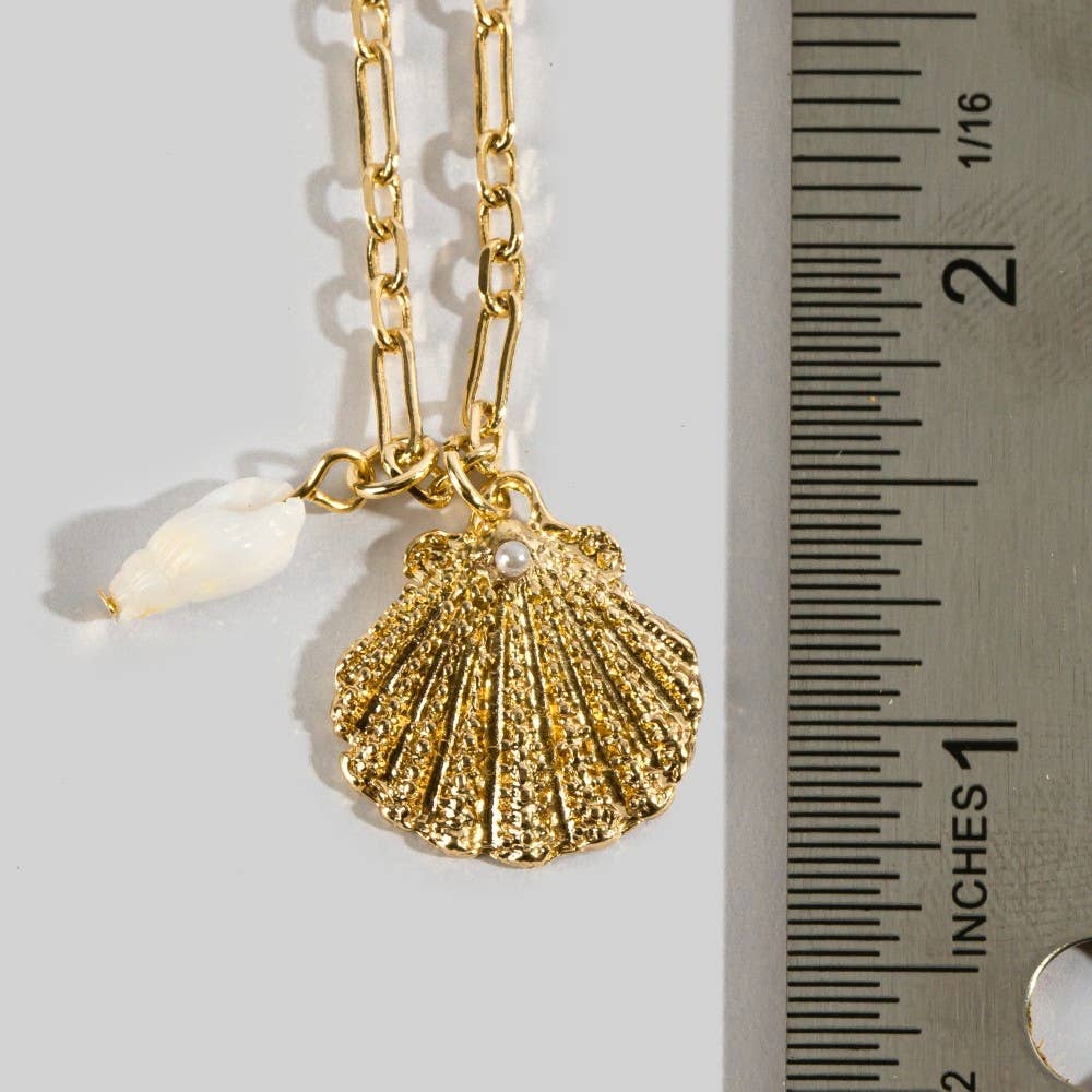 Textured Double Seashell Pendant Necklace